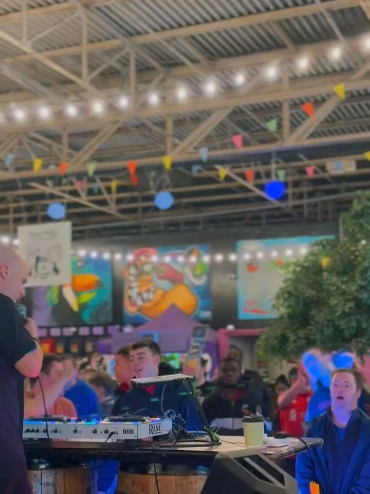 Everybody Dance W/Stevie G is back this day next week 🕺

Join us on Thursday May 28th for an all-inclusive free dance party in the food court from 11am&ndash;12:30pm!

Good music, great company and plenty of dancing guaranteed 🪩

#cork #marinamarke
