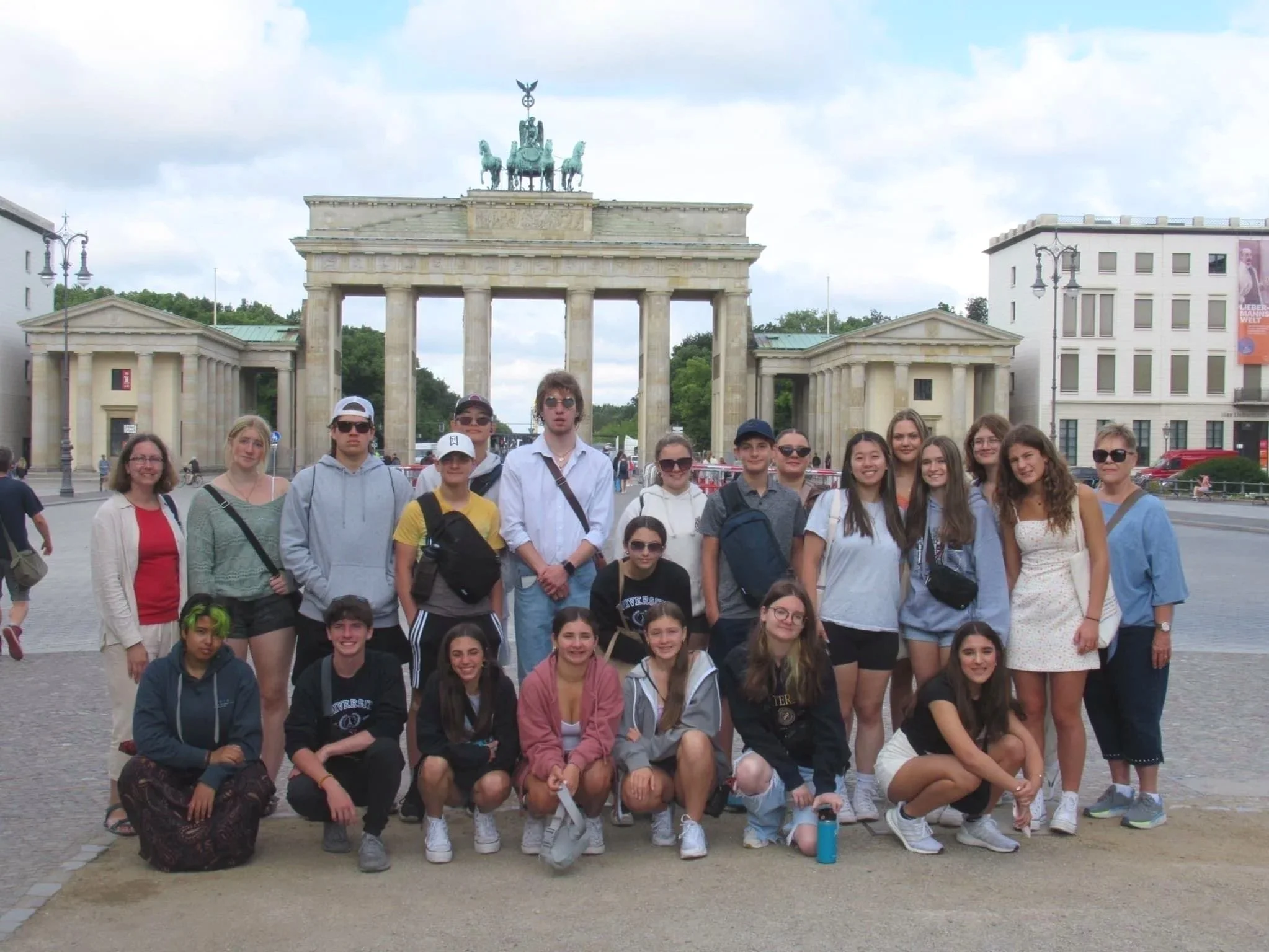 global-citizen-program-teen-educational-travel-berlin-germany-students-group-3.jpg