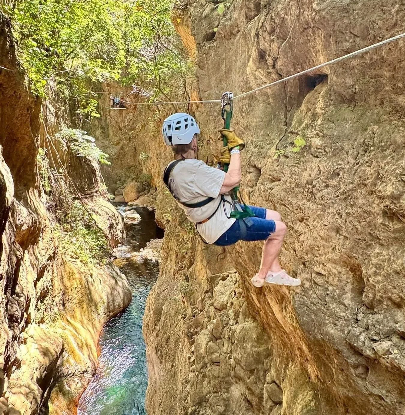 This group from Mayfair Laboratory School, Baton Rouge, LA, experienced an unforgettable Spring Break filled with adventure, discovery, and meaningful local connections.

They explored Rinc&oacute;n de la Vieja National Park and had some pretty incre