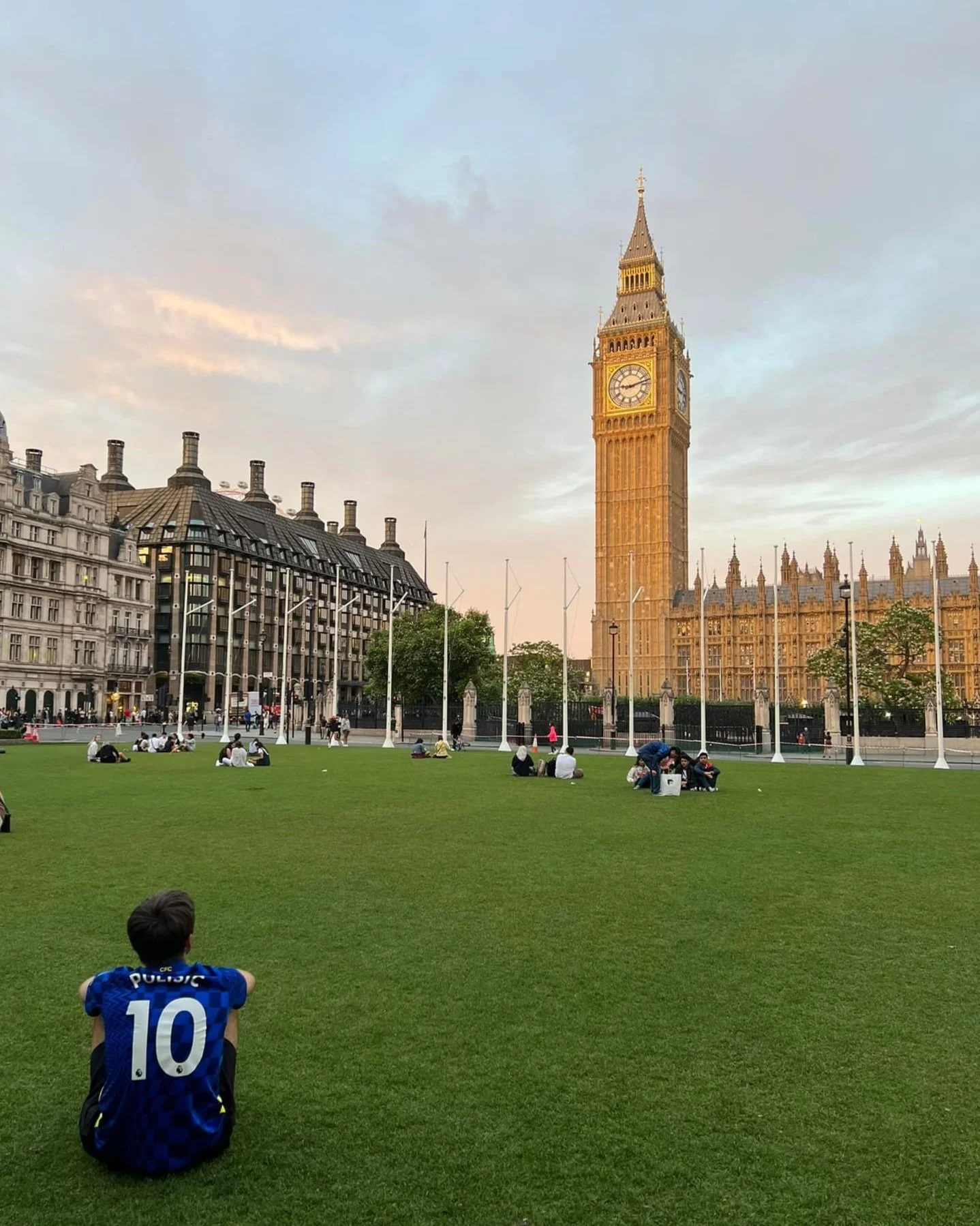 london-teen-travel-global-citizen-program-big-ben.jpg