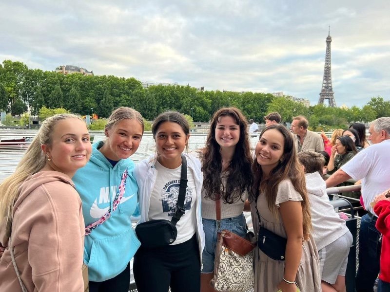 the-global-citizen-program-teen-travel-paris-2022.jpg