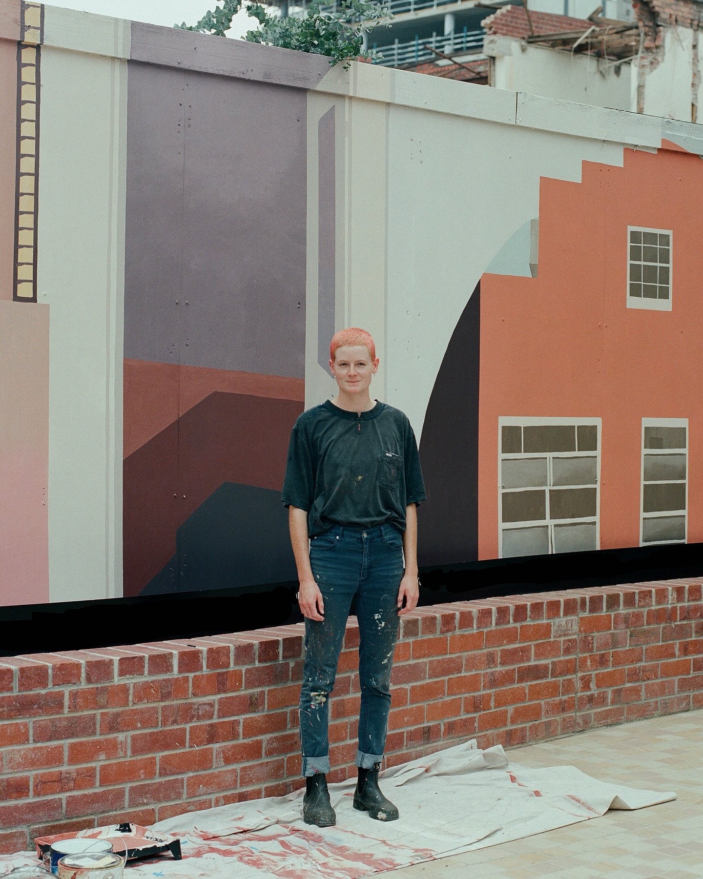 + @george.goodnow PADA 52

George Goodnow is an artist based in Dharawal Country (Wollongong, Australia). Their practice ranges from painting and public murals, to sculpture and site-specific installations. Across their practice, their work focuses o