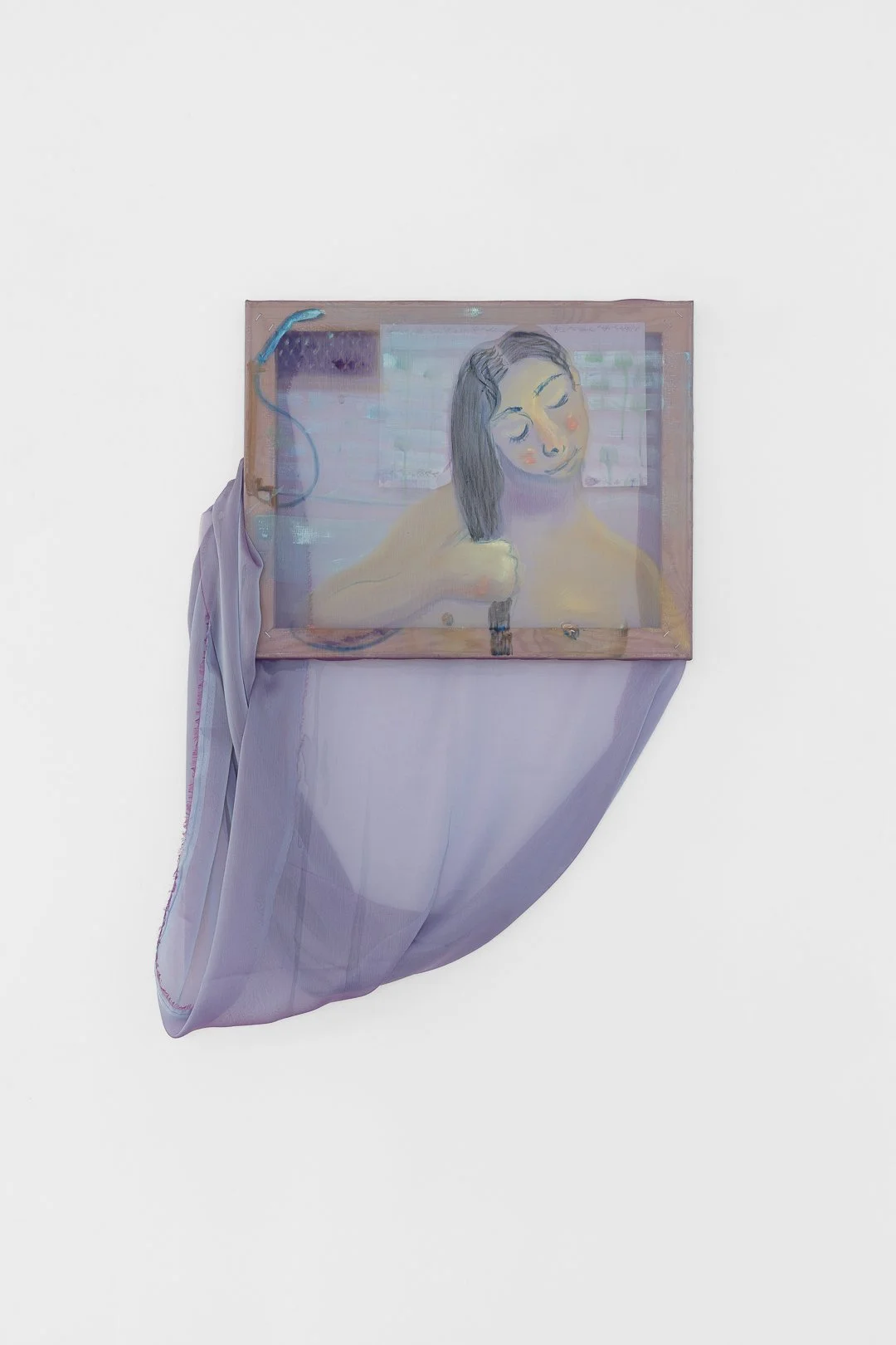 Beatriz Santos, cabelos molhados. [wet hair.] Pencil on paper and oil on heirloom sheer fabric, variable dimensions (canvas
39.5 x 59 cm), 2026.