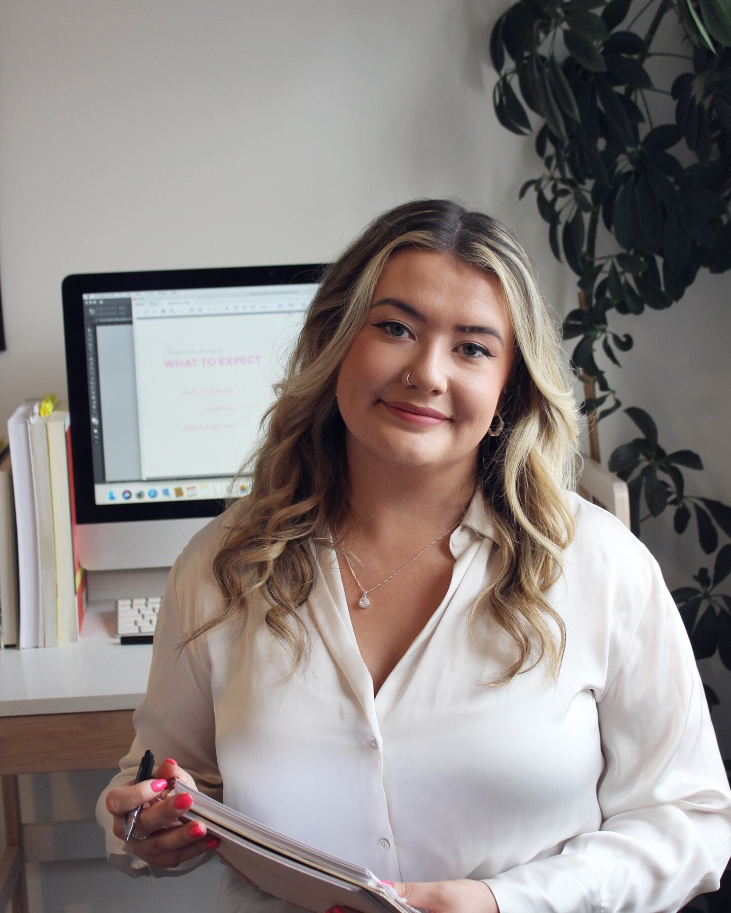 I&rsquo;m Daisy, a graphic designer based in West Sussex and the person behind Daisy Wilkinson Design✨ 

I have been a designer for over seven years and now specialise in brand, web and stationery design. I love working with businesses and organisati