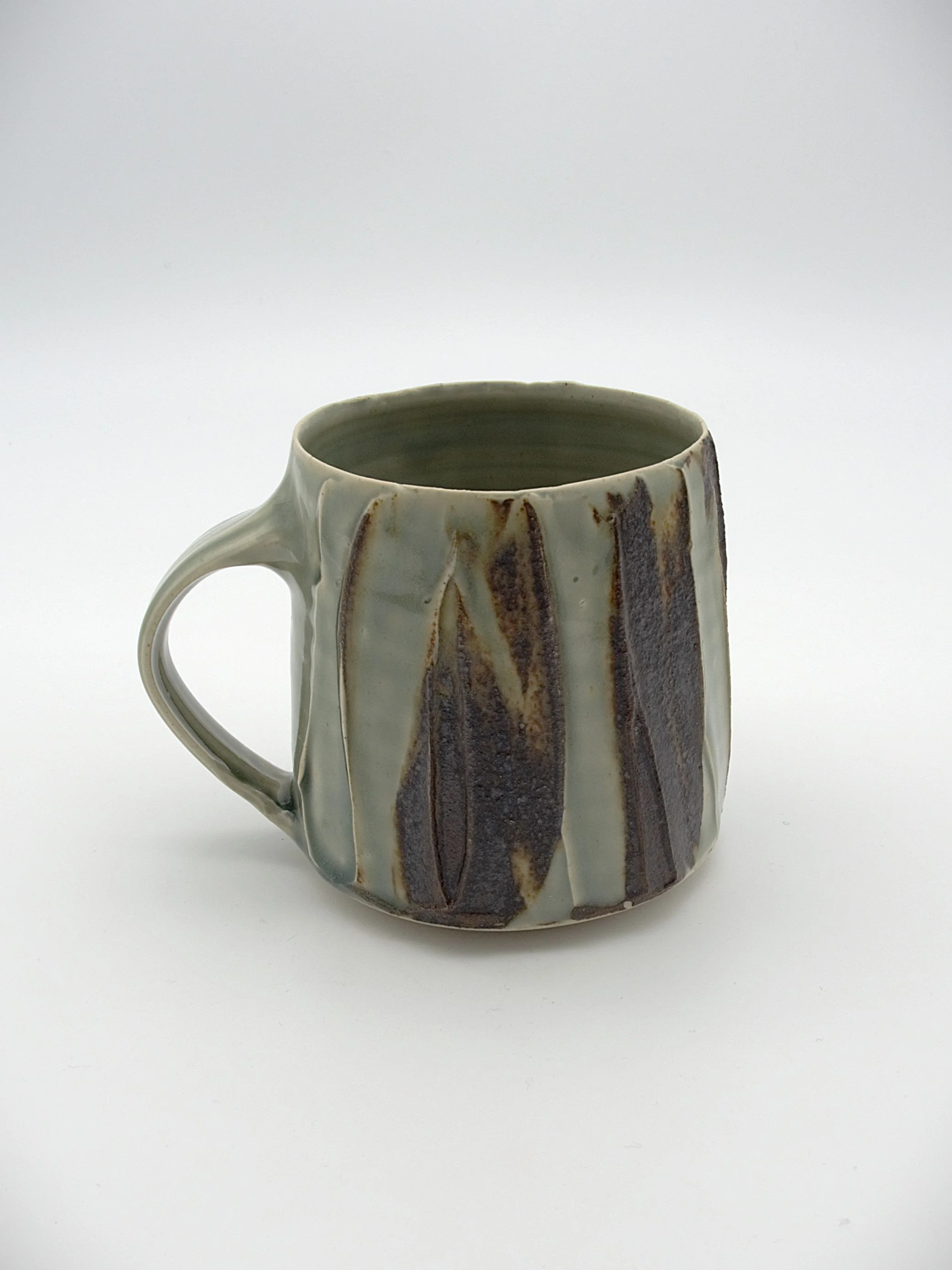 39. Mug a.jpg