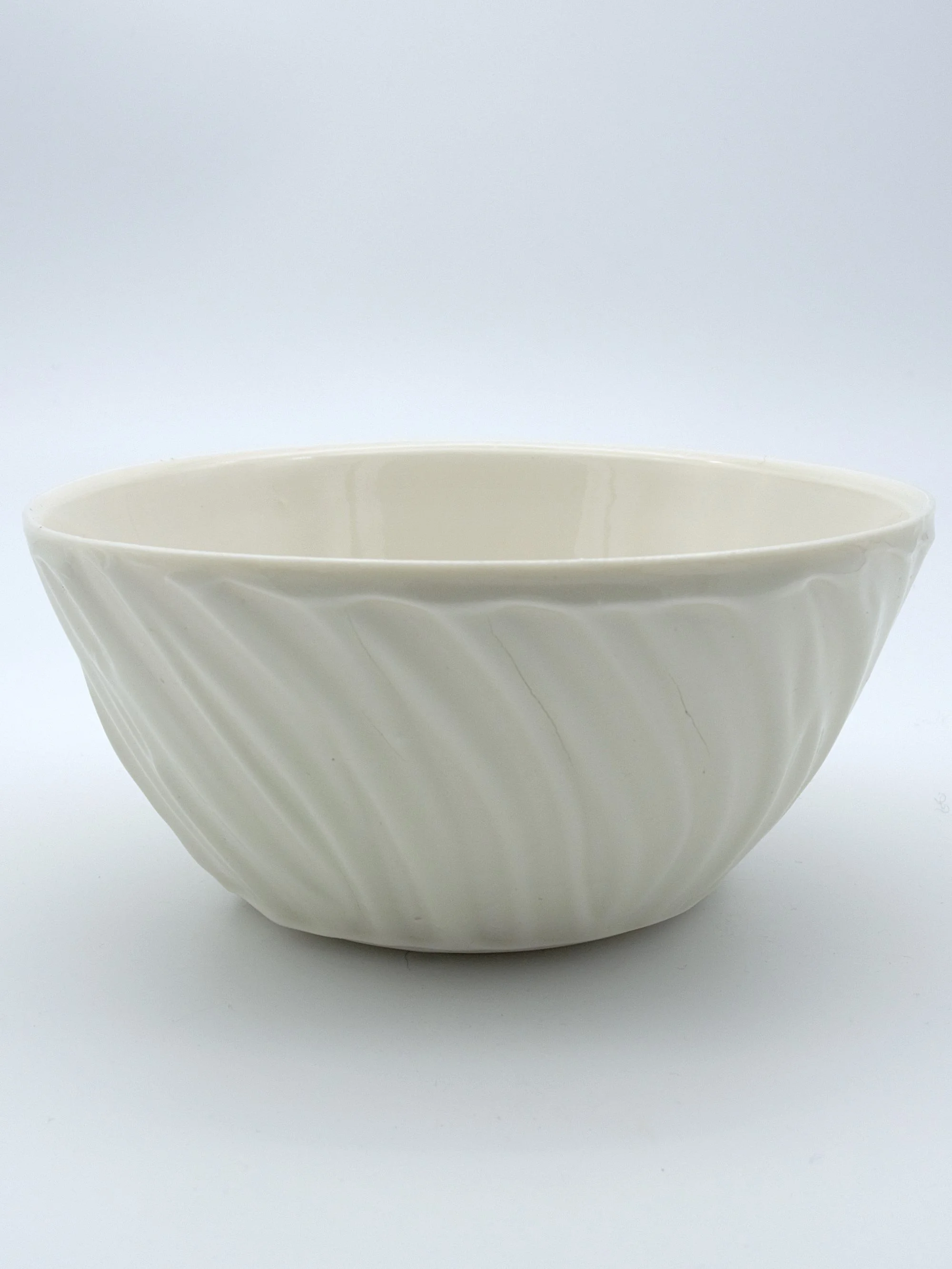 58. Lexie Macleod Pottery Bowl I.jpg