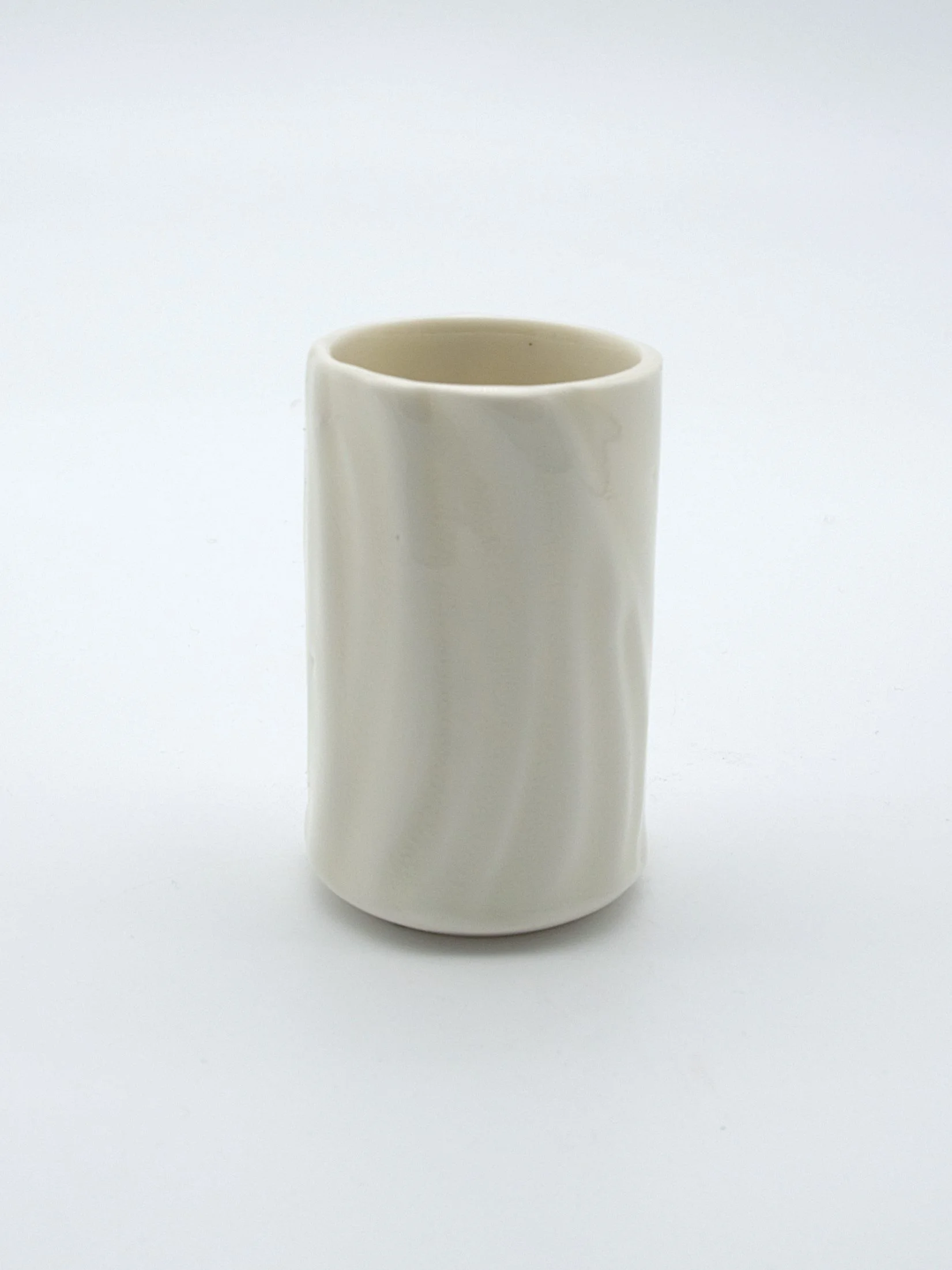 45. Lexie Macleod Pottery Dram I.jpg