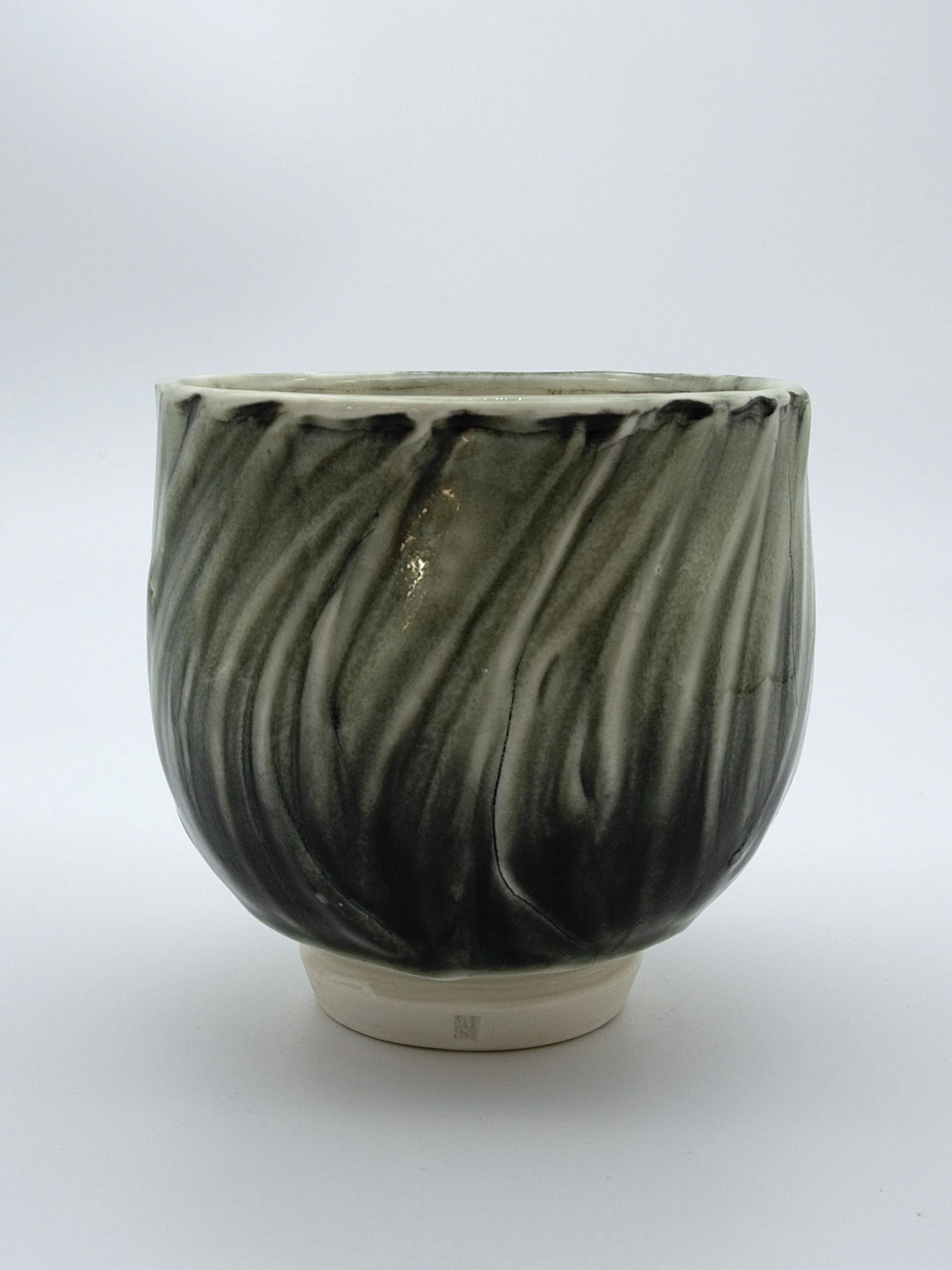3. Lexie Macleod Pottery Teabowl I.jpg