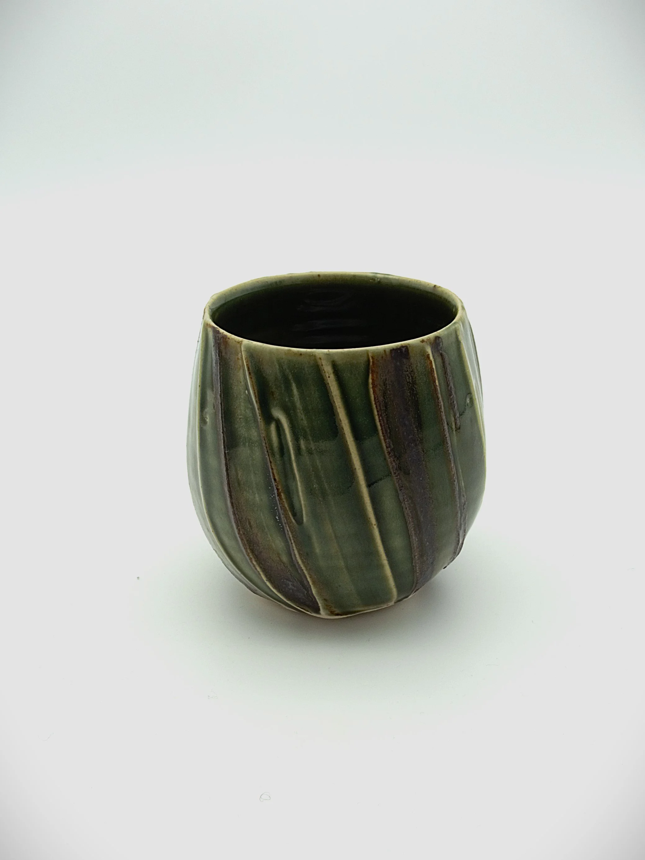 28. Wine Beaker b.jpg