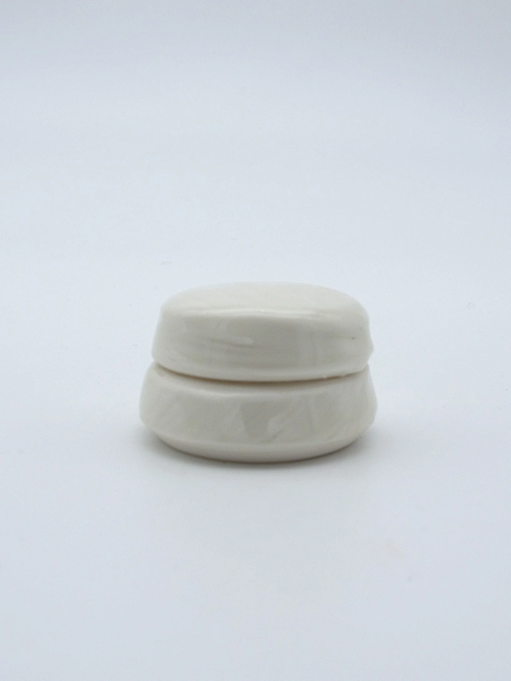 36. Lexie Macleod Pottery Trinket Box I.jpg