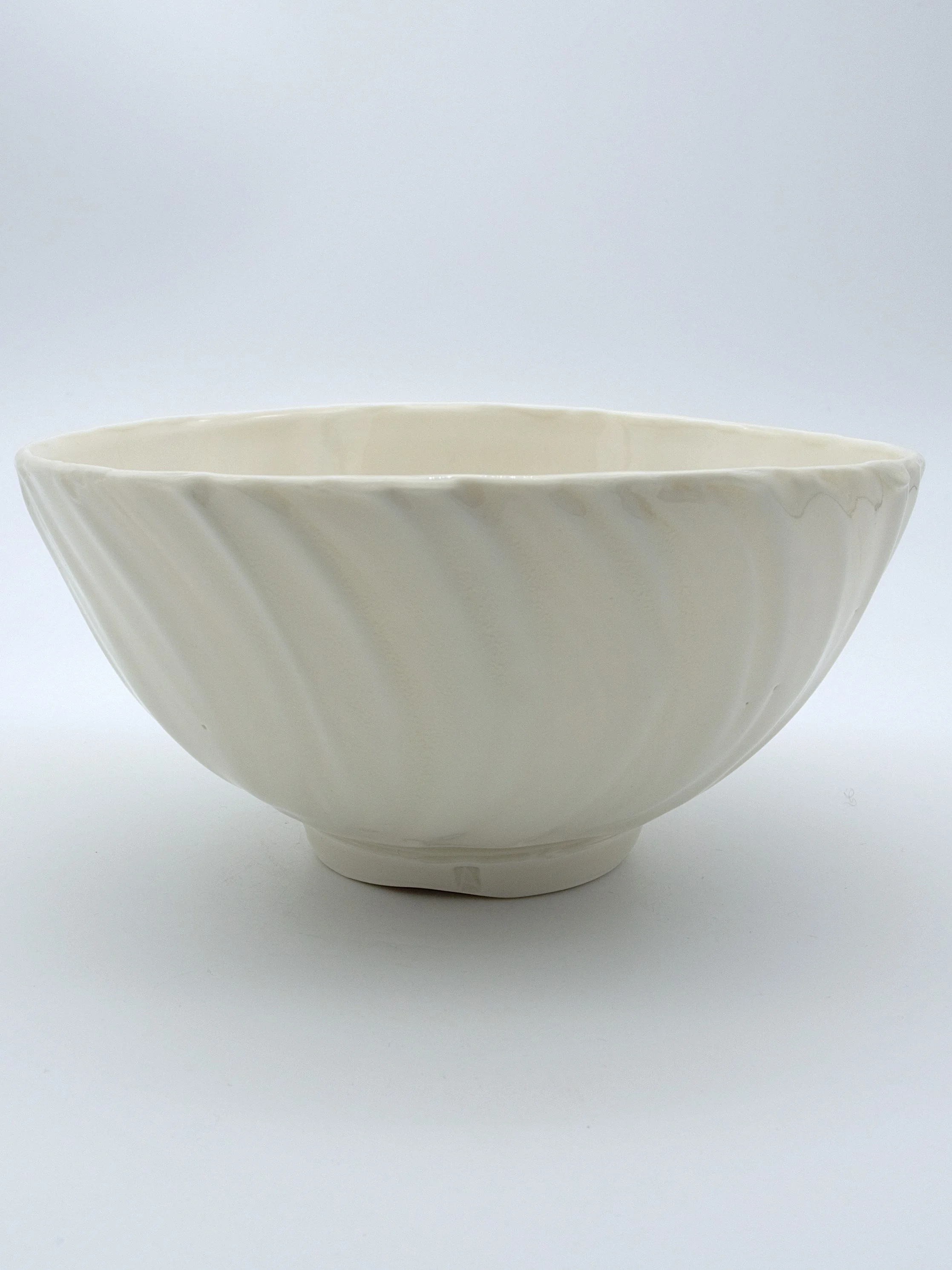 53. Lexie Macleod Pottery Bowl I.jpg