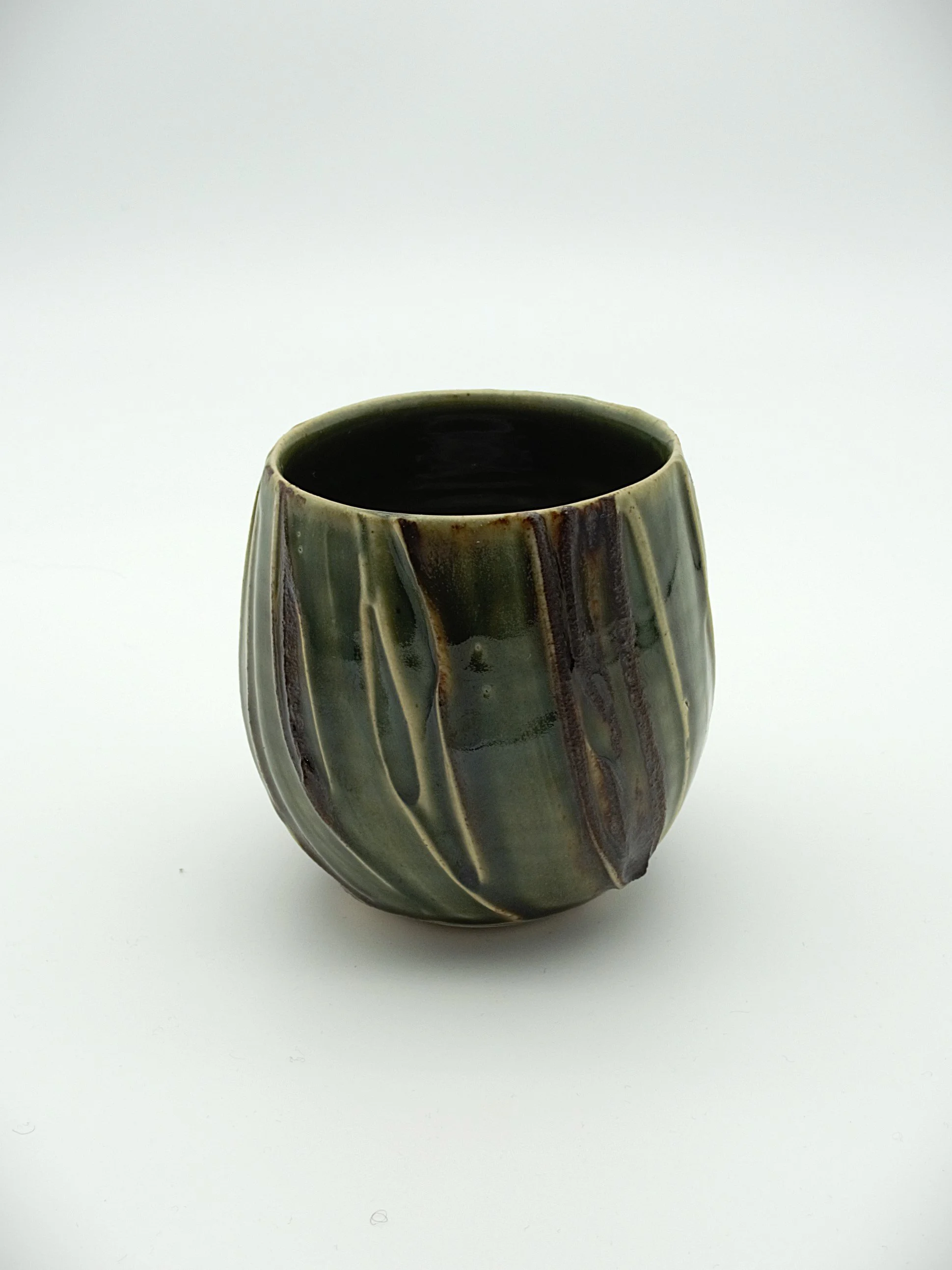 28. Wine Beaker a.jpg