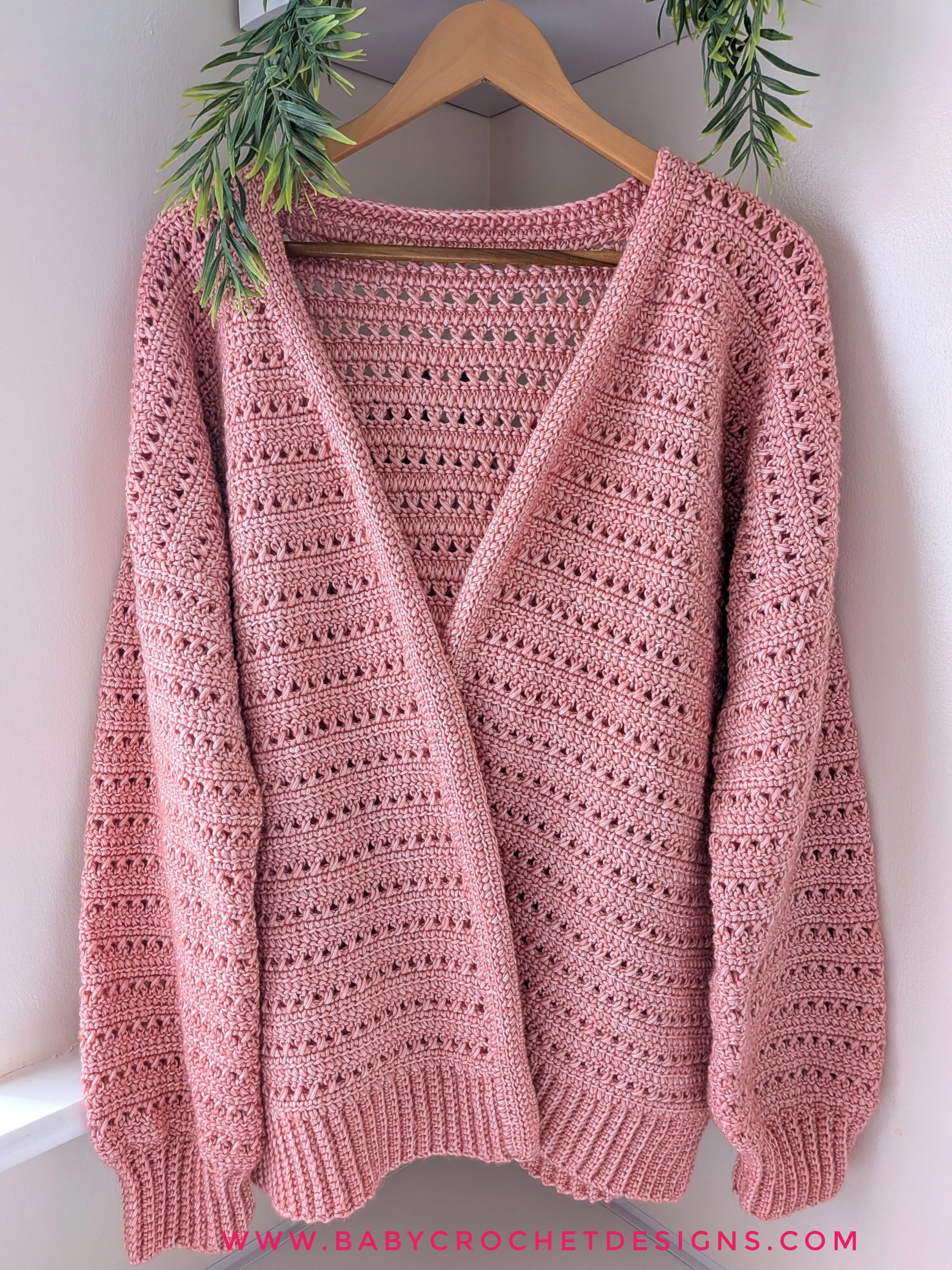 Ladies Little Spring Cardigan