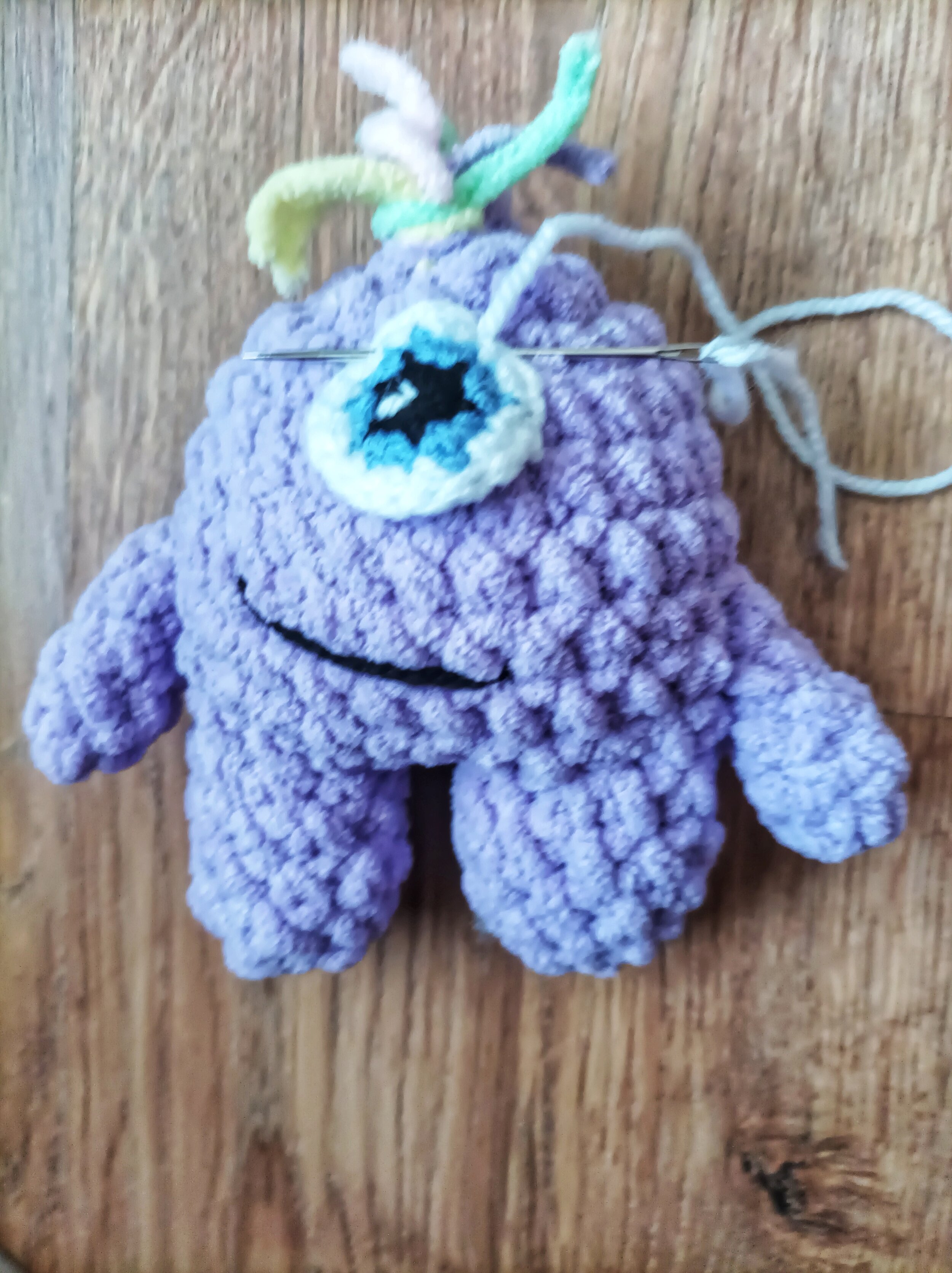 Stalk Eyed Monsters Amigurumi Crochet Pattern -  UK  Crochet  amigurumi, Crochet patterns amigurumi, Crochet monsters