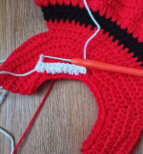 join white yarn