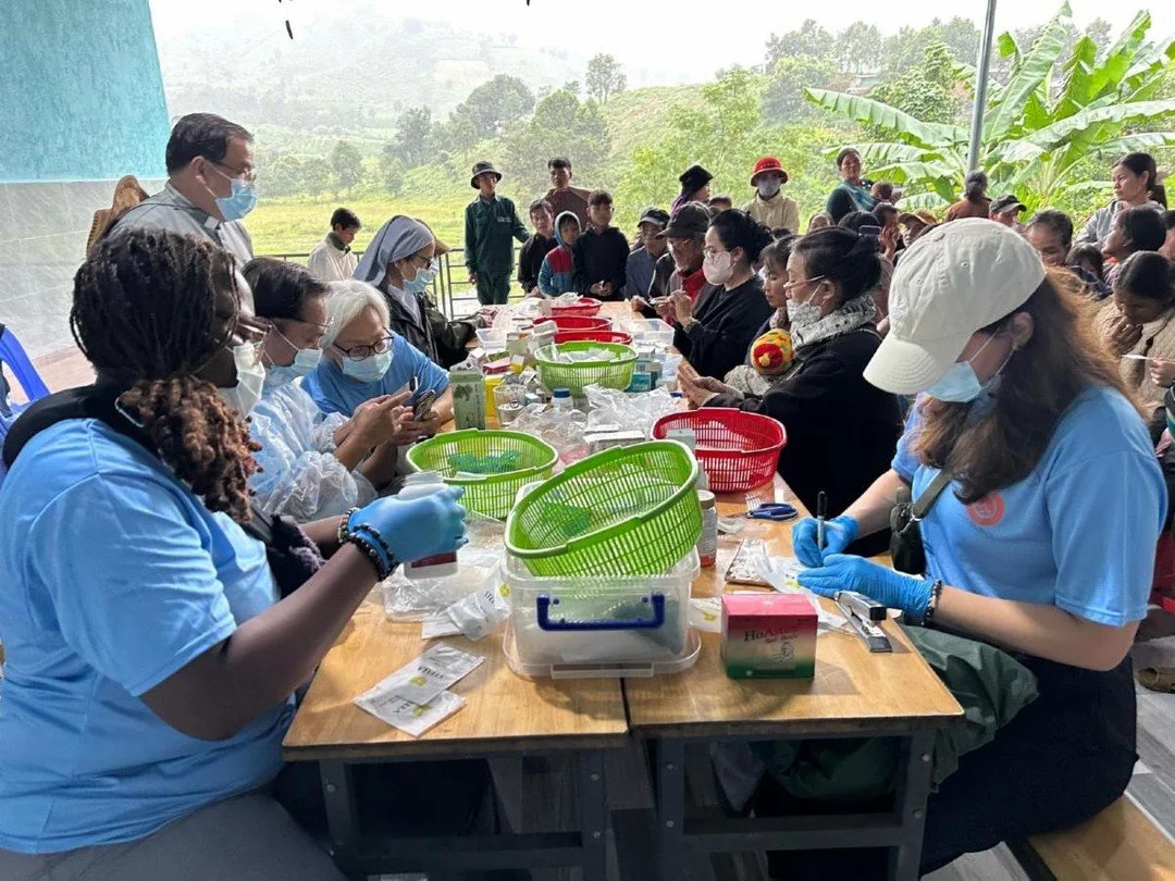 Yesterday missionaries served in a clinic helping count out medicine for distribution as well as help to take vitals for individuals. They also helped with food distribution.