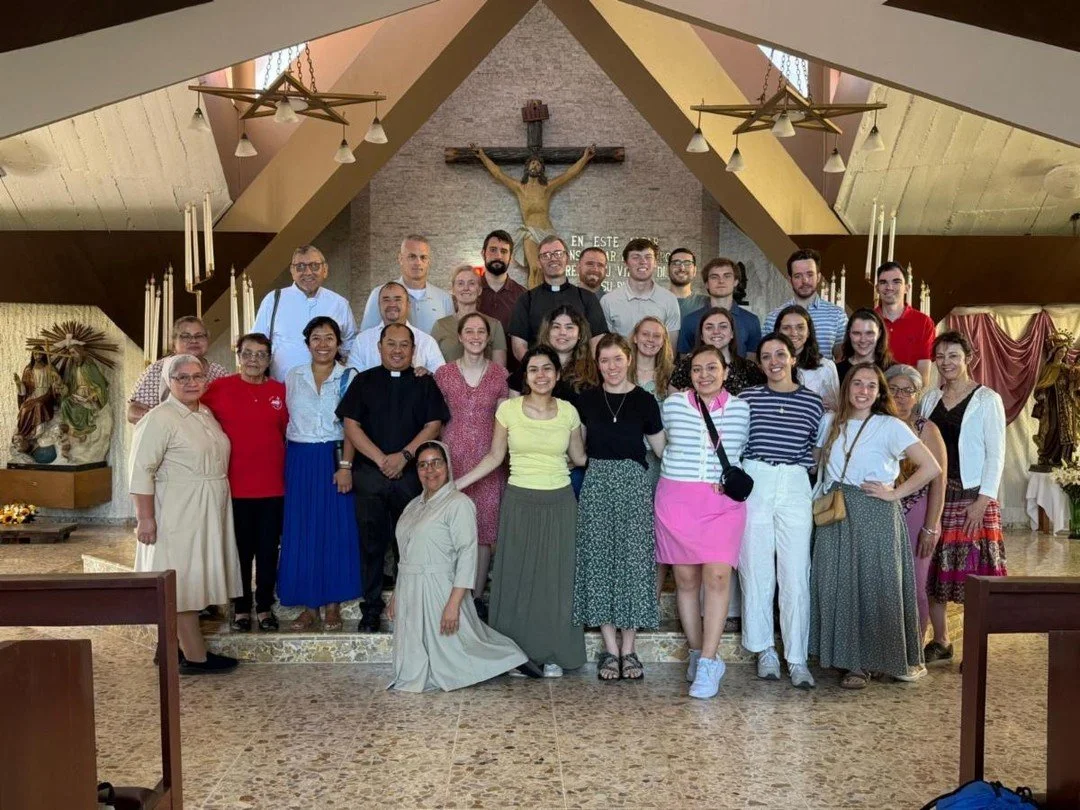 Thursday was a grace-filled day for our missionaries in El Salvador. They were able to celebrate Mass at the very place where St. Oscar Romero gave his life, and to learn more about his witness of courage and love for the poor.

They also visited Uni