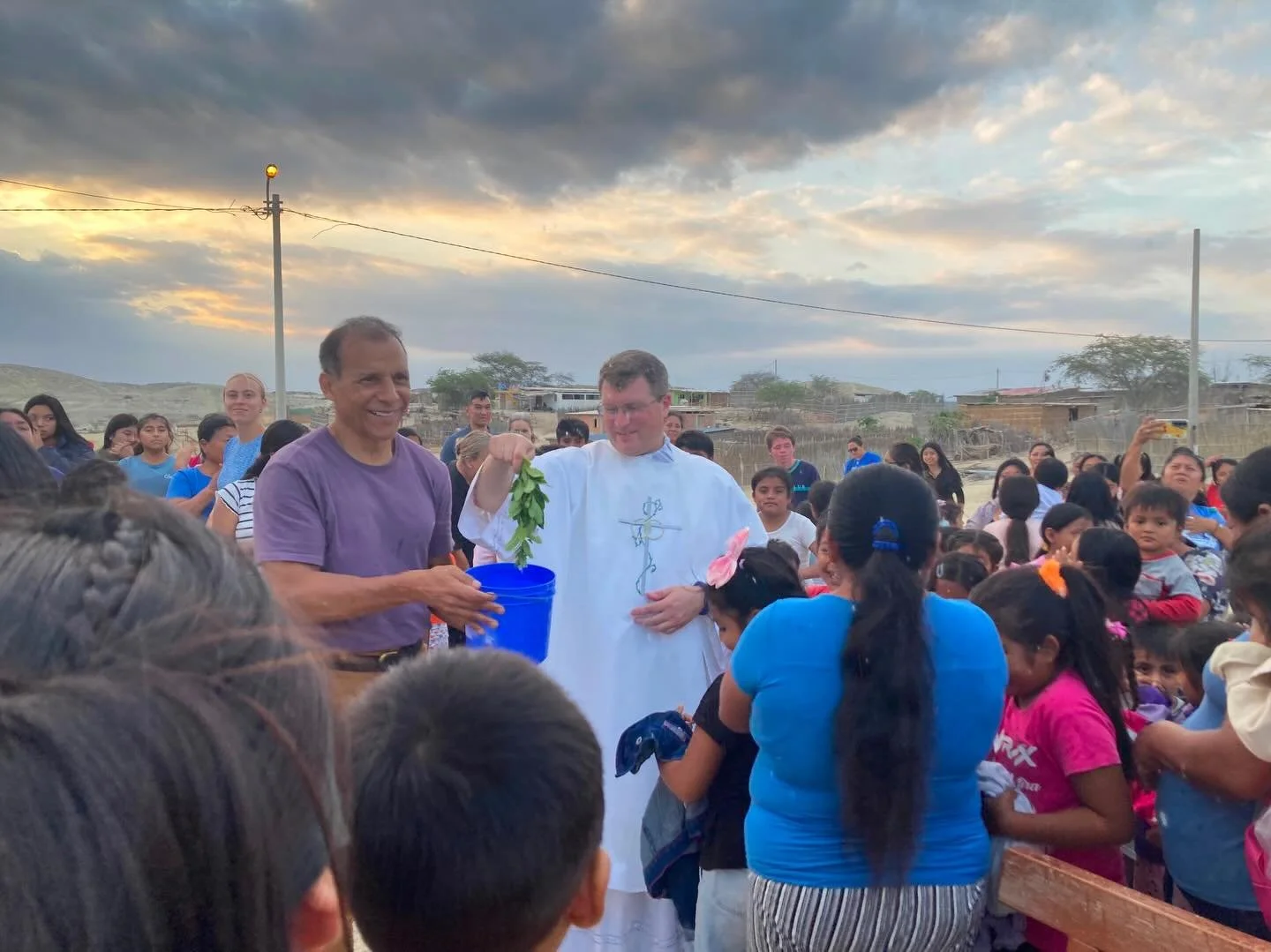 What a day! Pasos de F&eacute; is still going strong, rewarding themselves with some delicious baked goods. Missionaries went to purchase construction supplies and deliver kitchen supplies to families. Others put together 480 food bags that will be d