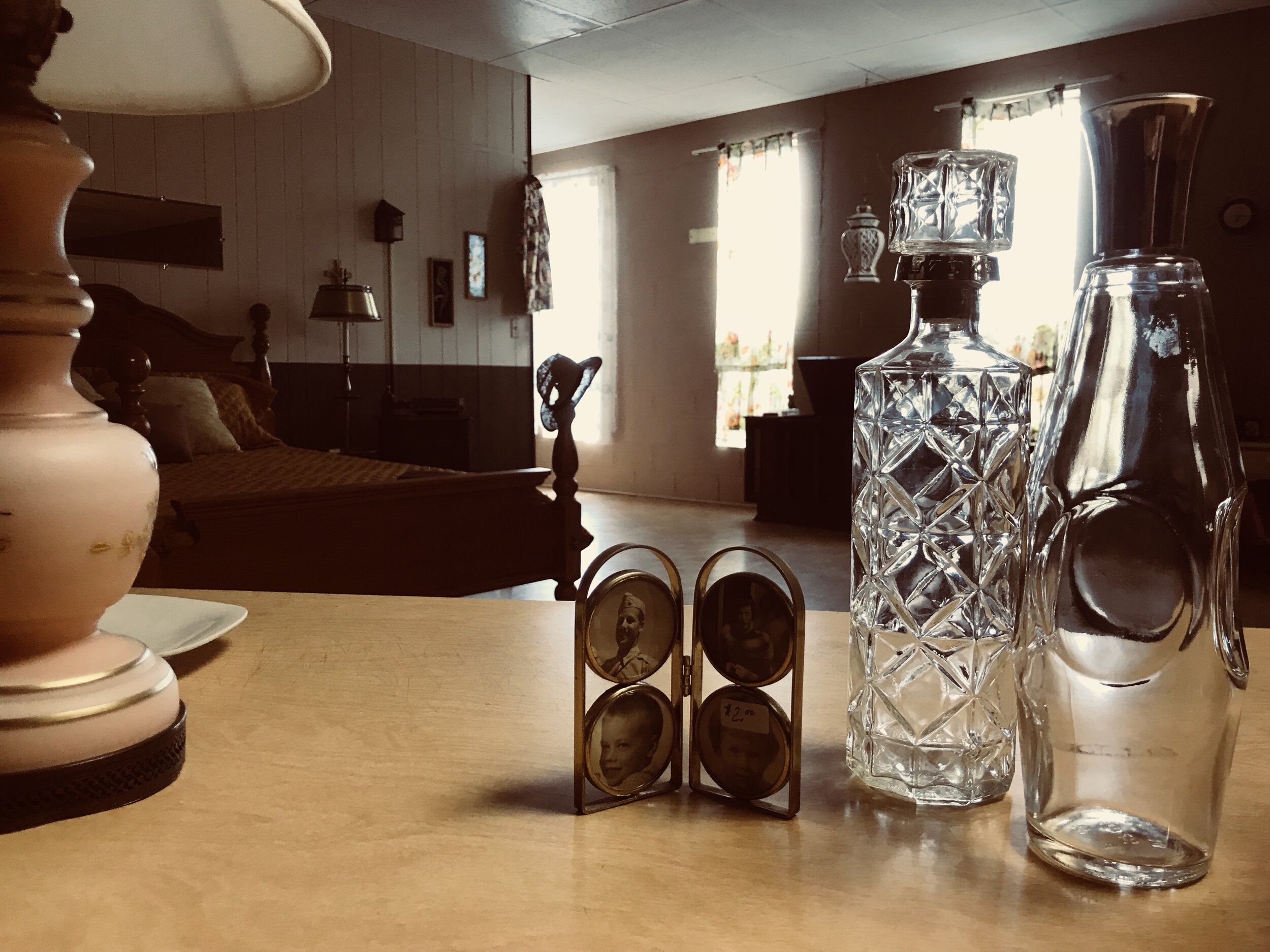 Jim Jones Bedroom 1970's 