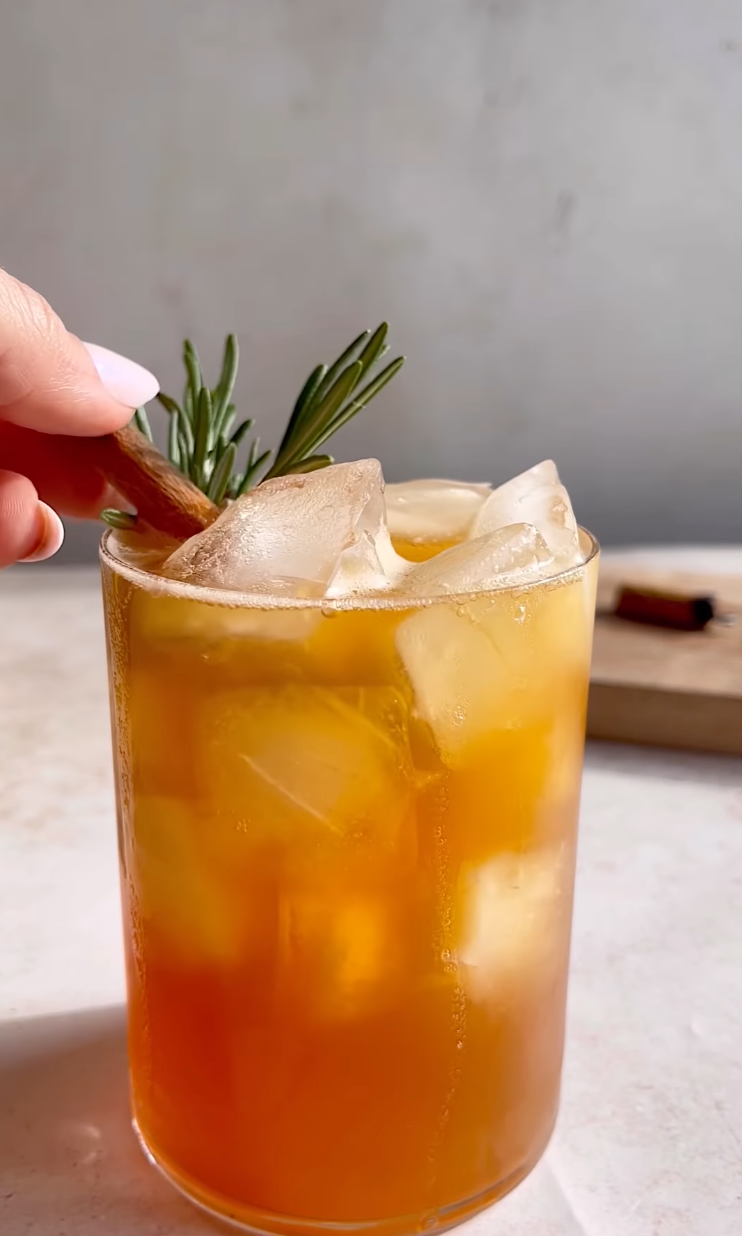 Smoked Apple Whiskey Tonic — Join Jules