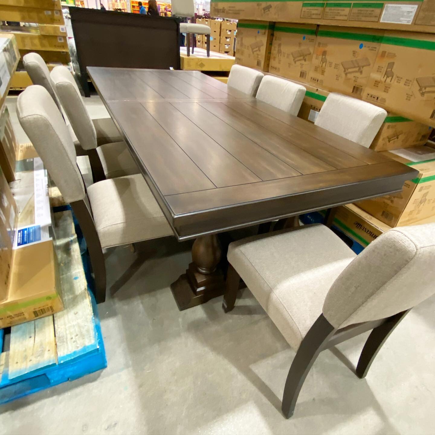 9PC Dining Set from @thomasvilleofficial - this is beautiful set with 8 dining chairs and table with extender. I shared the dimensions in the fourth photo! Price $1299.99 📍Barrie 
#costco #costcofindscanada #costcofinds #costcohaul #costcobuys #cost