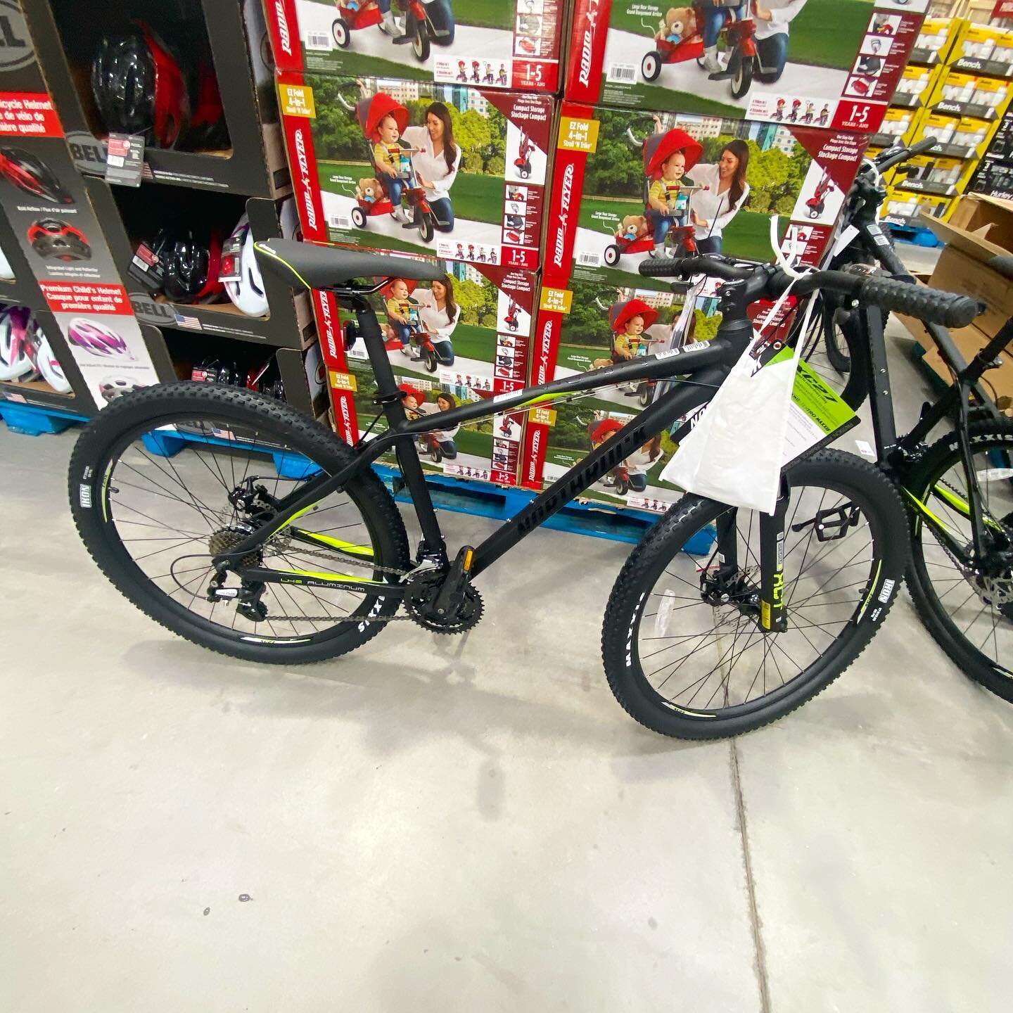 XC27 Adult Bikes! These have a 27.5inch frame made from aluminum and 21 speeds. Other features include SR Suntour Suspension, VELO saddle, TEKTRO disc brakes, and Shimano Altus shifters. Price $399.99 📍Newmarket 
#costco #costcofindscanada #costcofi