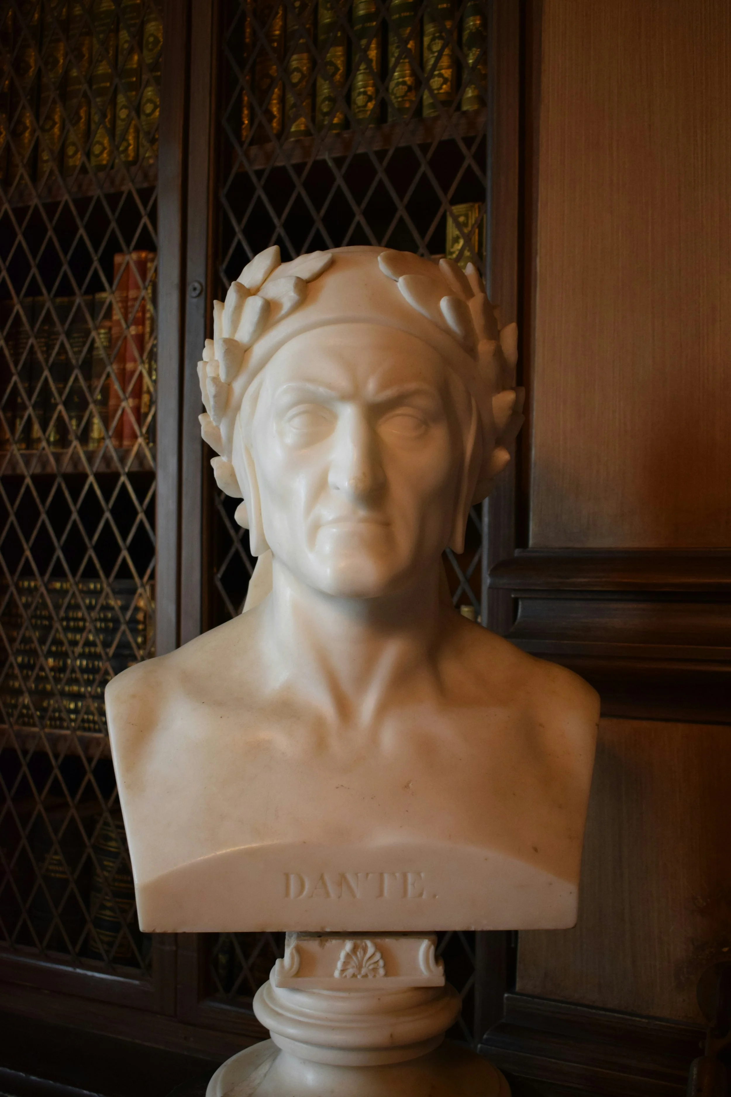Masterful Synthesis or Unnecessary Hyperbole? Comments on A Docudrama about Italian Master-Poet Dante Alighieri