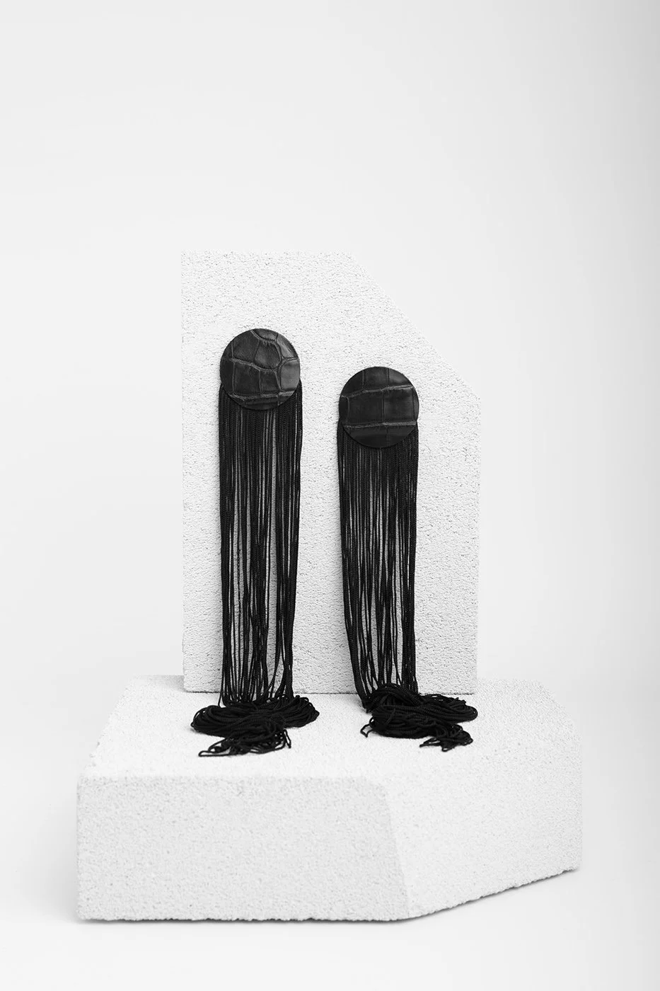 HALFJILL earrings