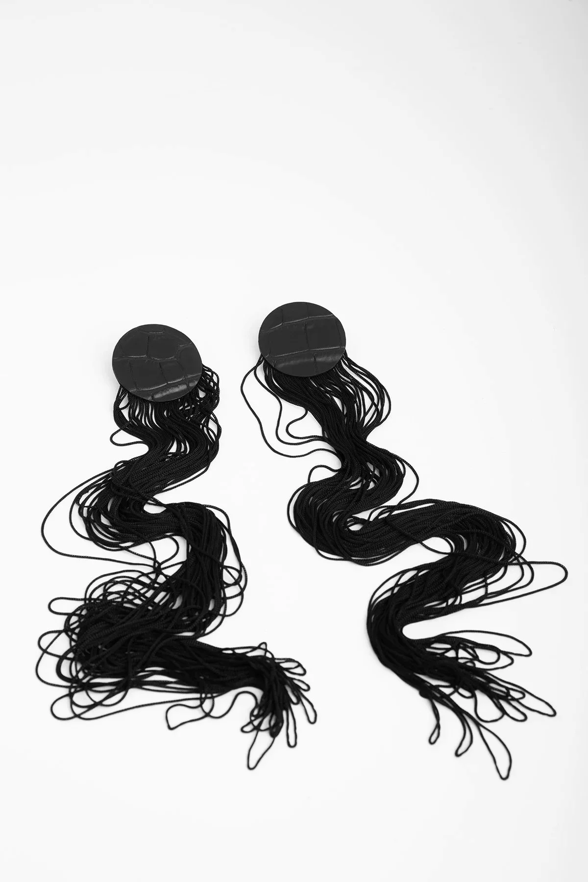 HALFJILL earrings