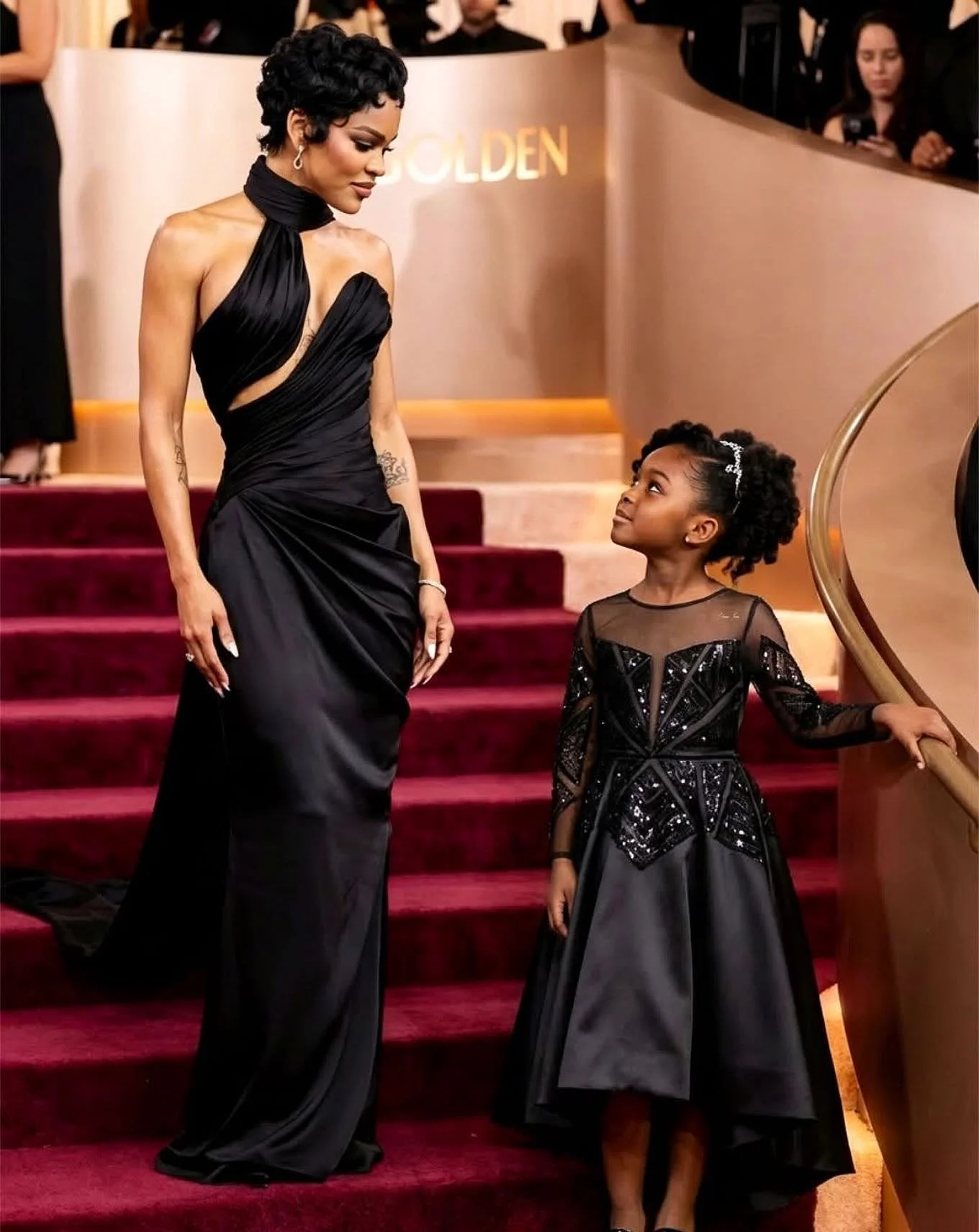 My favorite shot from last night&rsquo;s #goldenglobes @teyanataylor who won best actress for One Battle After Another! 🏆🏆🏆🏆🏆🏆🏆