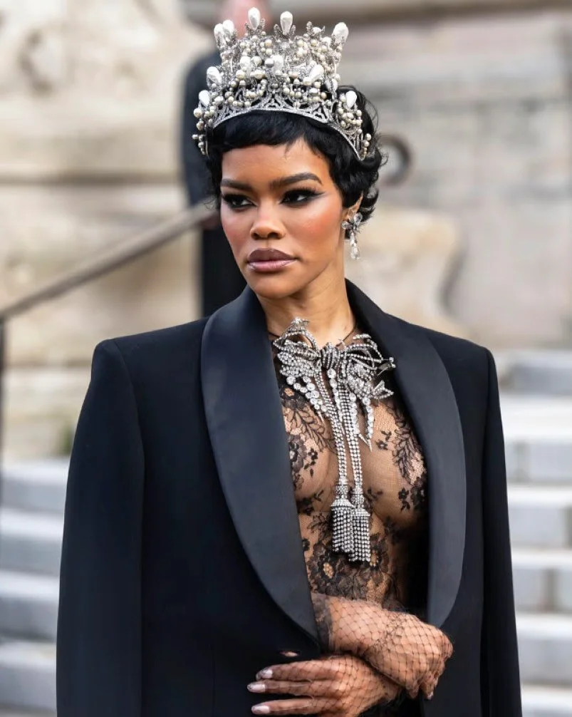 Just had to post this because TIARA and stunning @teyanataylor ‼️ From the @schiaparelli show #fall2026