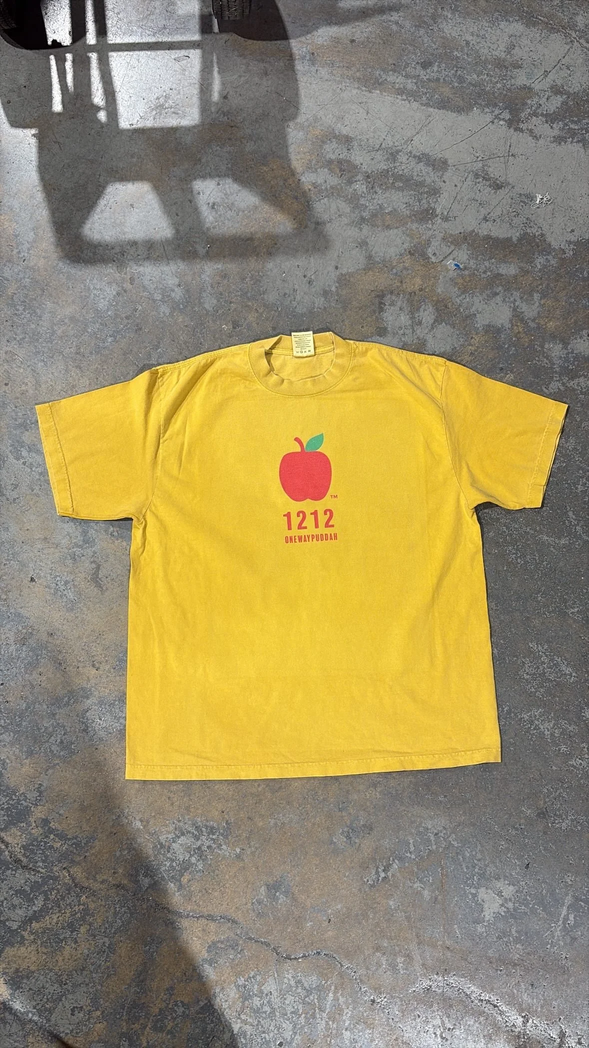GIMIE 2 YELLOW.JPG