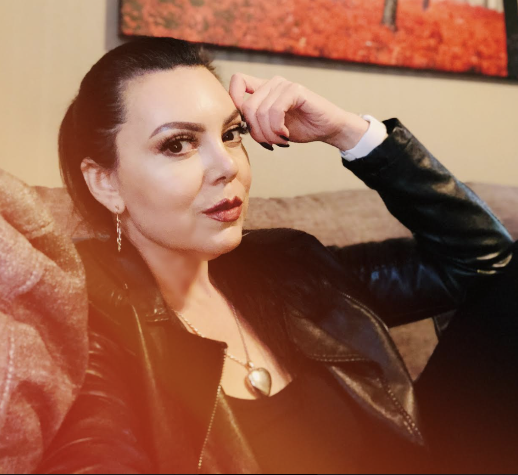 Meet Annie, Int'l Certified as a Life &amp; Success Coach, NLP, EFT, &amp; Hypnotherapist Practitioner, Reiki I