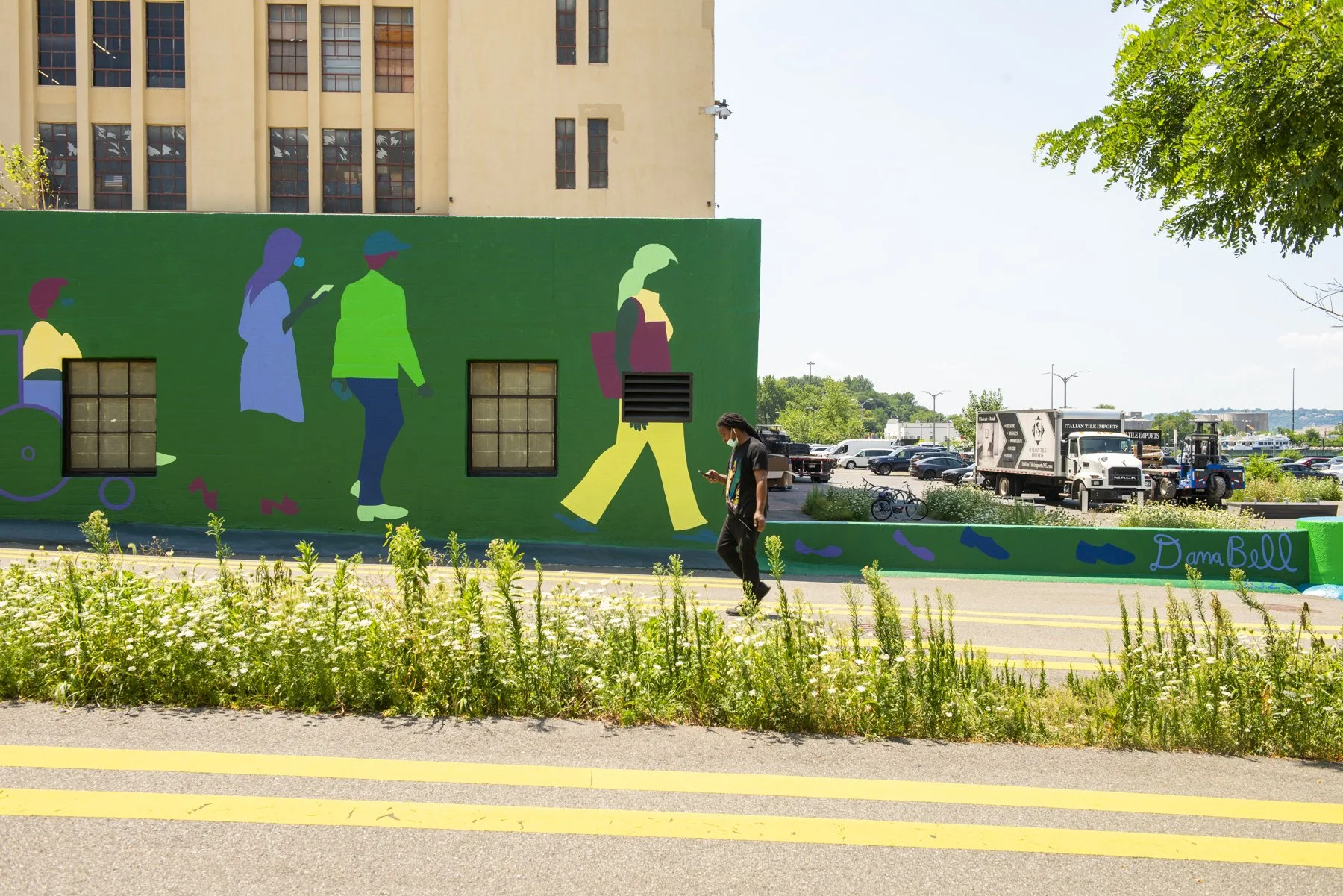 BAT-A_Dana-Bell-Mural_30July25-14.jpg