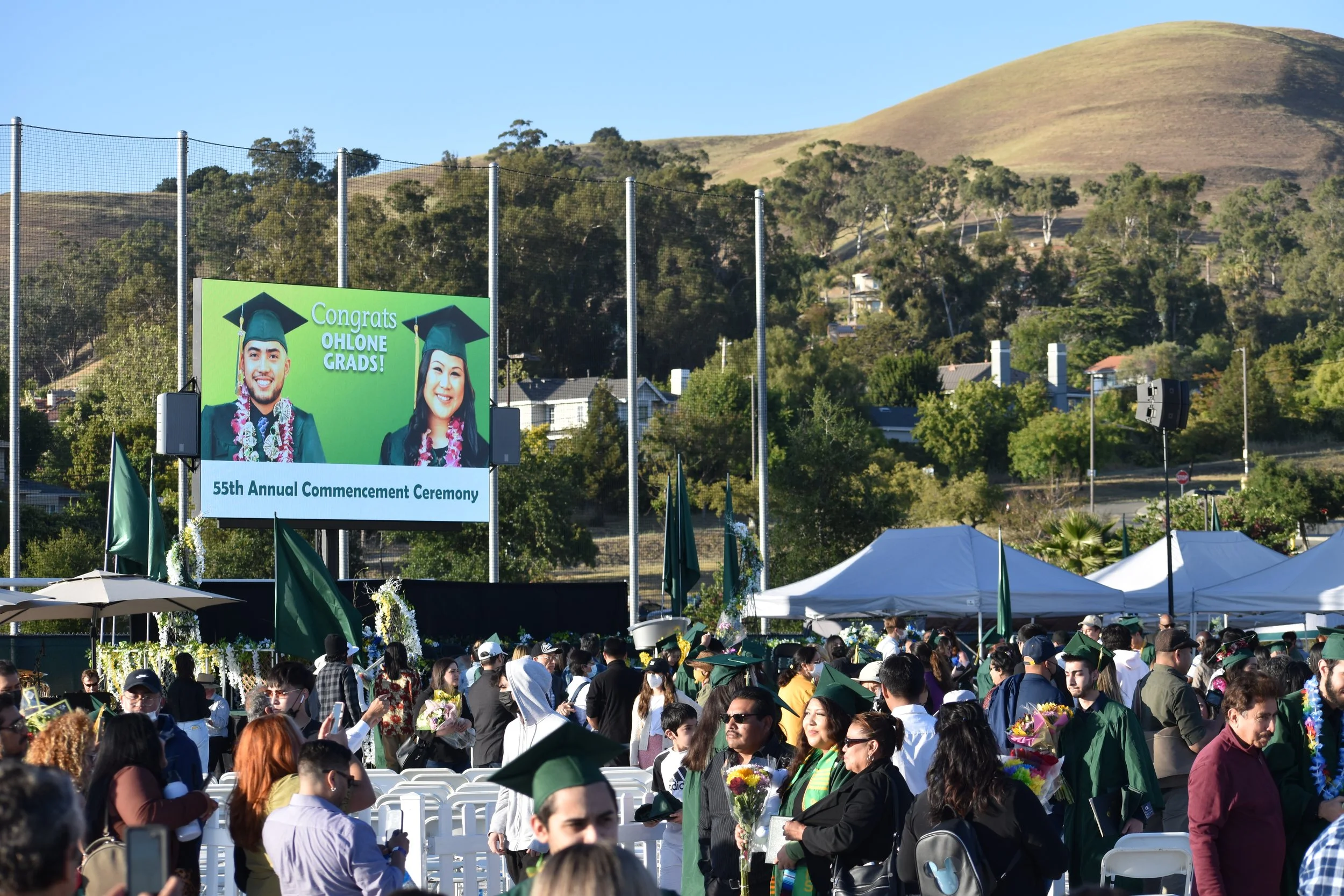 5 Benefits Of Using Our Mobile LED Screen At Graduation | Stellar XP