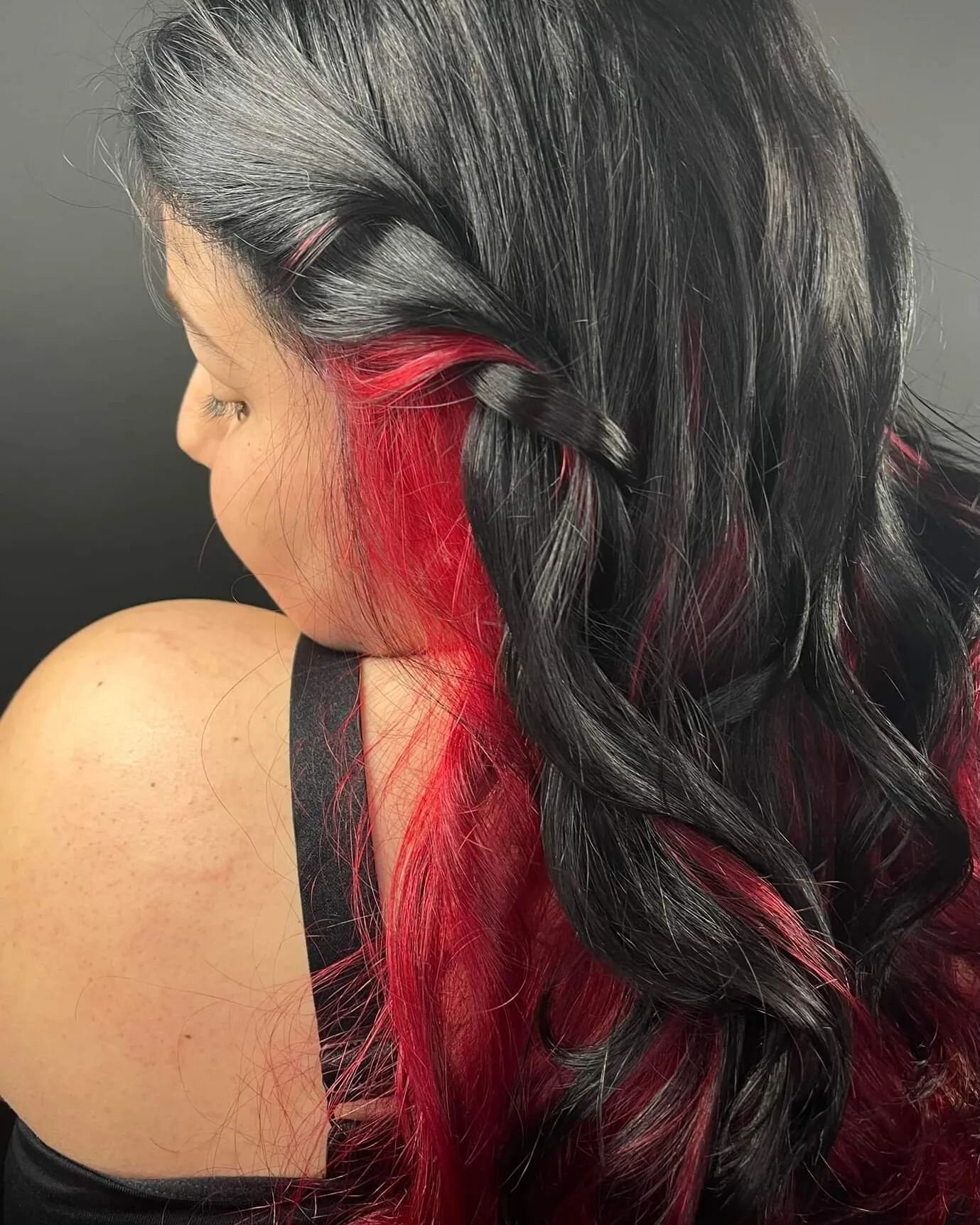Was able to give my girl her 1st vivid hair color last night and we are both so happy with it!!🍒❤️😍
 The look on her face lighting up as she looked in the mirror after made everything worth it and is why I love doing hair!!❤️❤️❤️
@alexa.maria.h

#r