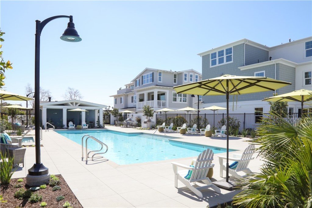 1187 Winslow Ln, Newport Beach || $1,417,500 || Represented Seller & Buyer