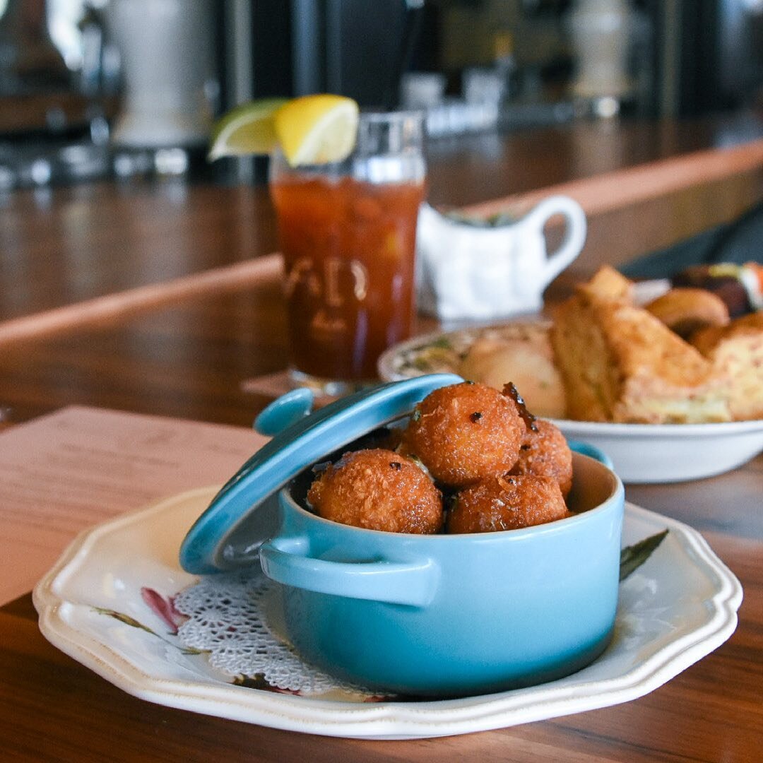 Let&rsquo;s get this brunch started with Chef Ey&rsquo;s Goat Cheese Fritters! And if that doesn&rsquo;t sound mouth watering enough.... they&rsquo;re served on a &ldquo;pillow&rdquo; of grits with truffled honey and black pepper. Good gah almighty. 