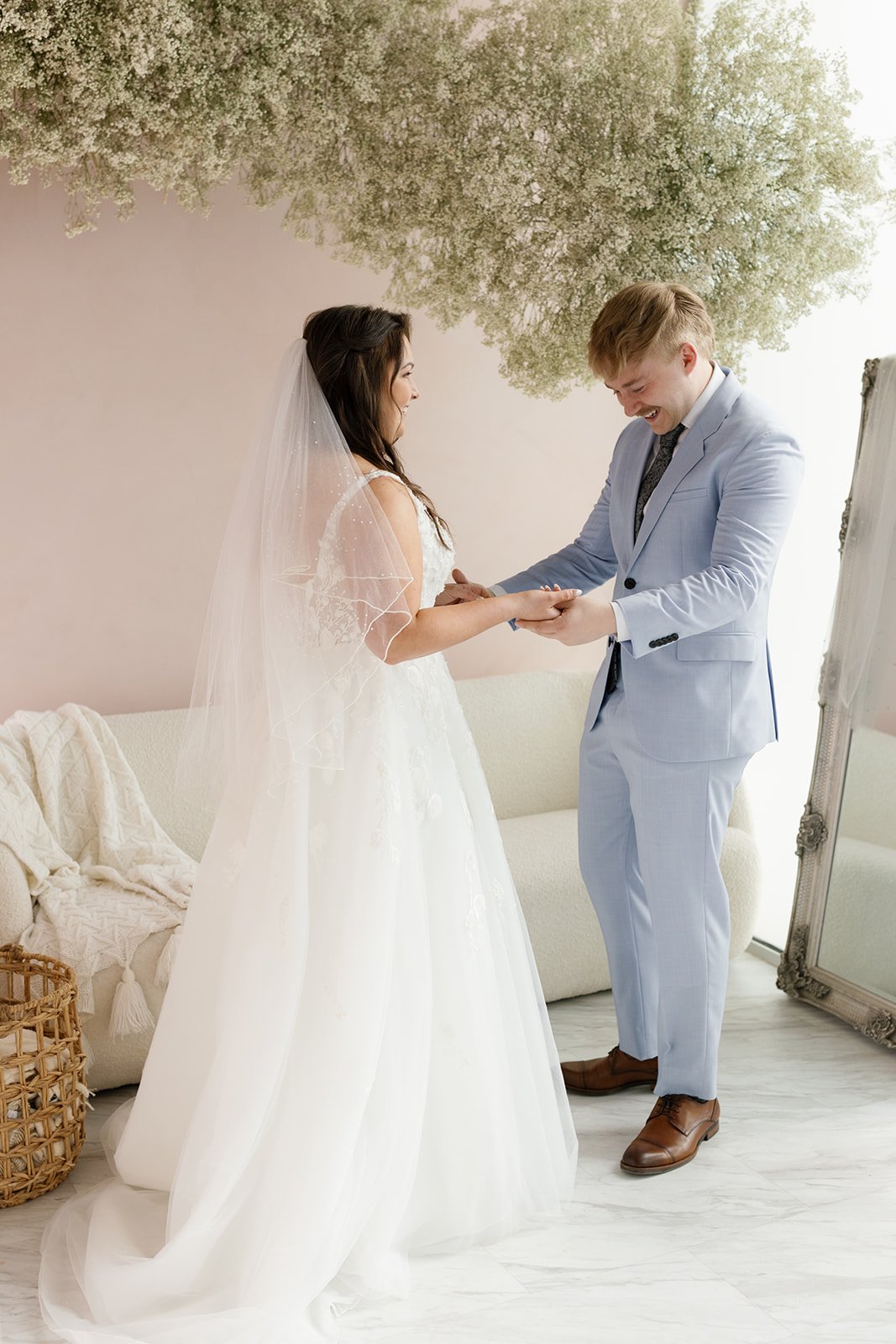 Carmen + Jayden April 12, 2025
Photographer: @kayleydphotography
Florist: @mickeysflowers1950
Hair: @hairbykasey
Makeup Artist: @thatgingeronset
DJ: Bluemoon DJ
Cake: @wildrosecakes
Catering: Pearl River Restaurant
Wedding Dress: @thebridalboutique
S