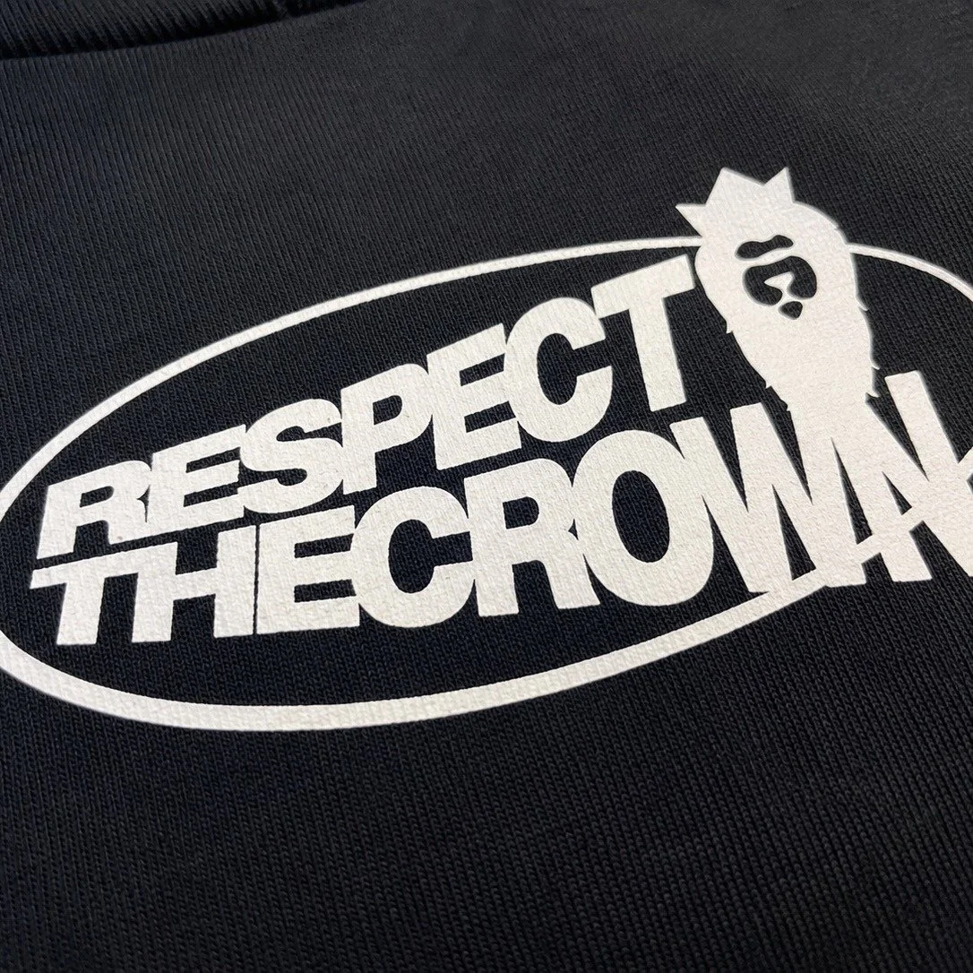 The crown isn&rsquo;t worn for attention. It&rsquo;s worn with respect. What does it mean to you? Drop it below 👇🏽
.
.
.
#dastaarclothing #streetwear #streetstyle #sikhstyle #representationmatters