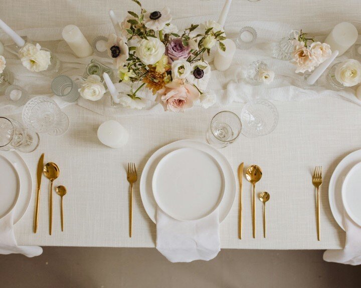 So great to work with such an excellent team that brought this styled shoot together. Pictured here is @honeyb.wwddings lovely tablescape. ​​​​​​​​
​​​​​​​​
Excited to see what 2023 weddings have in store!​​​​​​​​
​​​​​​​​
Host @thelouiphotography​​​