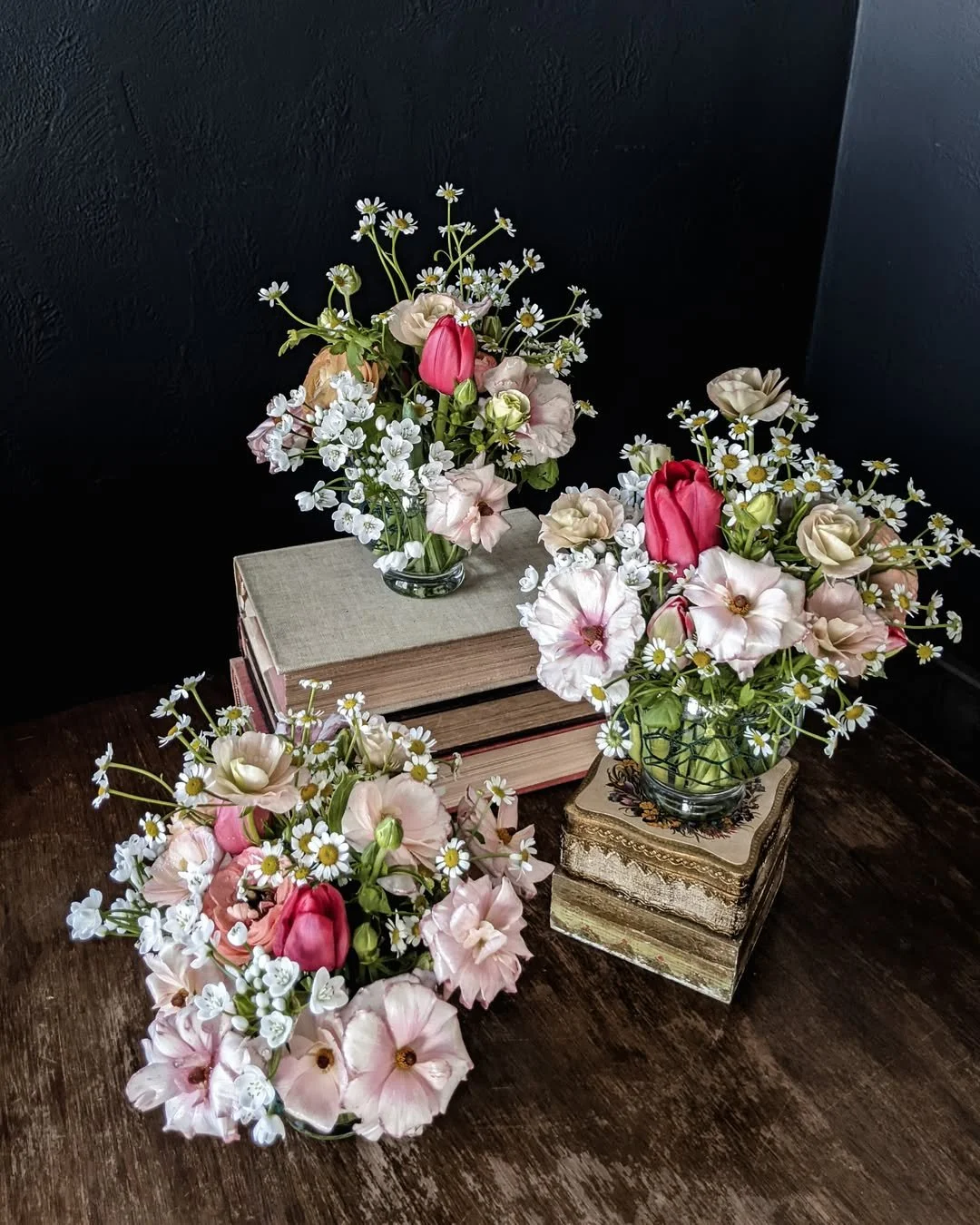 With all this snow still on the ground it's hard to believe it is officially Spring!⠀⠀⠀⠀⠀⠀⠀⠀⠀
⠀⠀⠀⠀⠀⠀⠀⠀⠀
I don't know about the rest of you but I can hardly wait to get my toes on some green grass and my fingers in the dirt! ⠀⠀⠀⠀⠀⠀⠀⠀⠀
⠀⠀⠀⠀⠀⠀⠀⠀⠀
I'll t