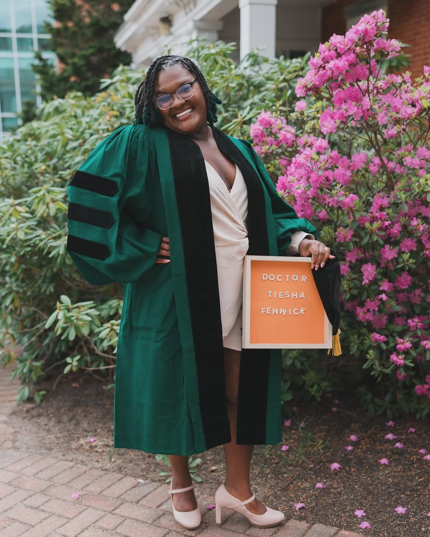 from my most recent graduation session with @plymouthstate&rsquo;s Dr. Tiesha Fenwick, DPT 👩&zwj;🎓🎓 visit klphoto.co to book 📸