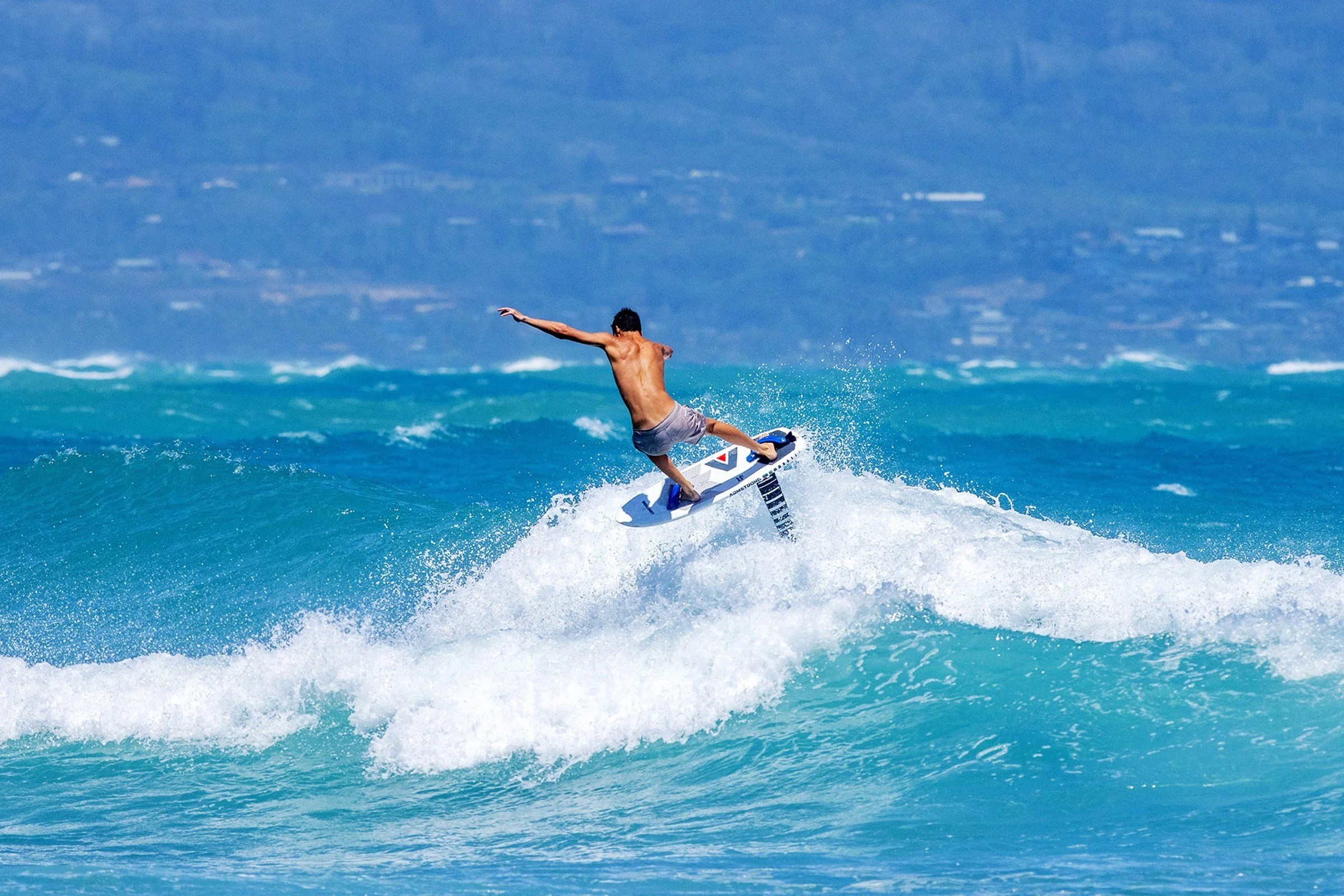 CF950 Surf.jpeg
