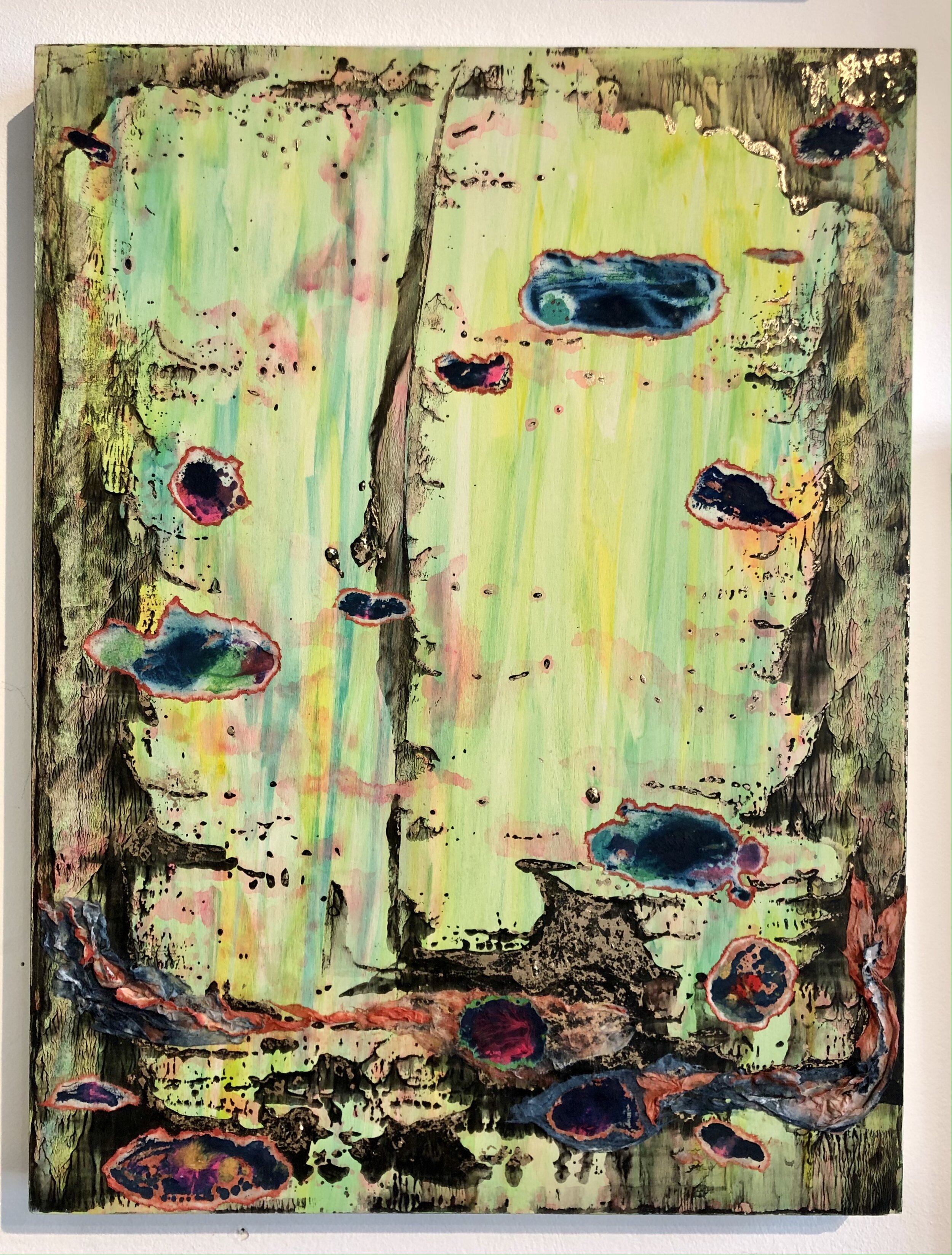 “Burning dreams II” Mixed media on wood board, 40cm X 30 cm, 2020 by Yanli Tang.