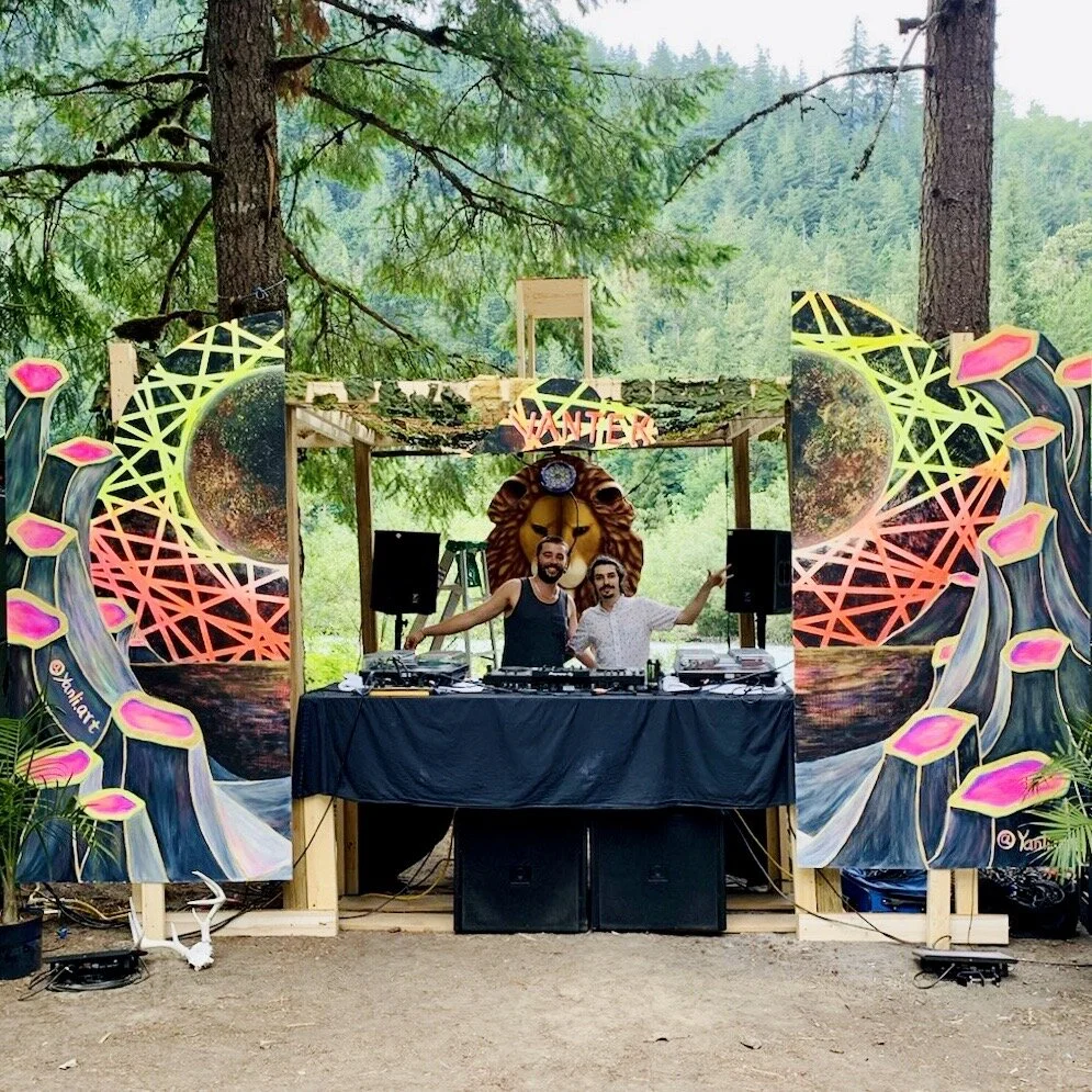 A stage mural design and painting for Festival : “VANTKE: Paradise Valley”  ,2021