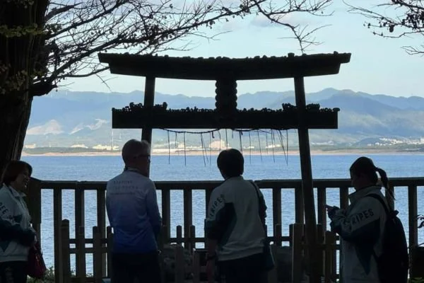 Kyushu island cycle tour seaside sculpture