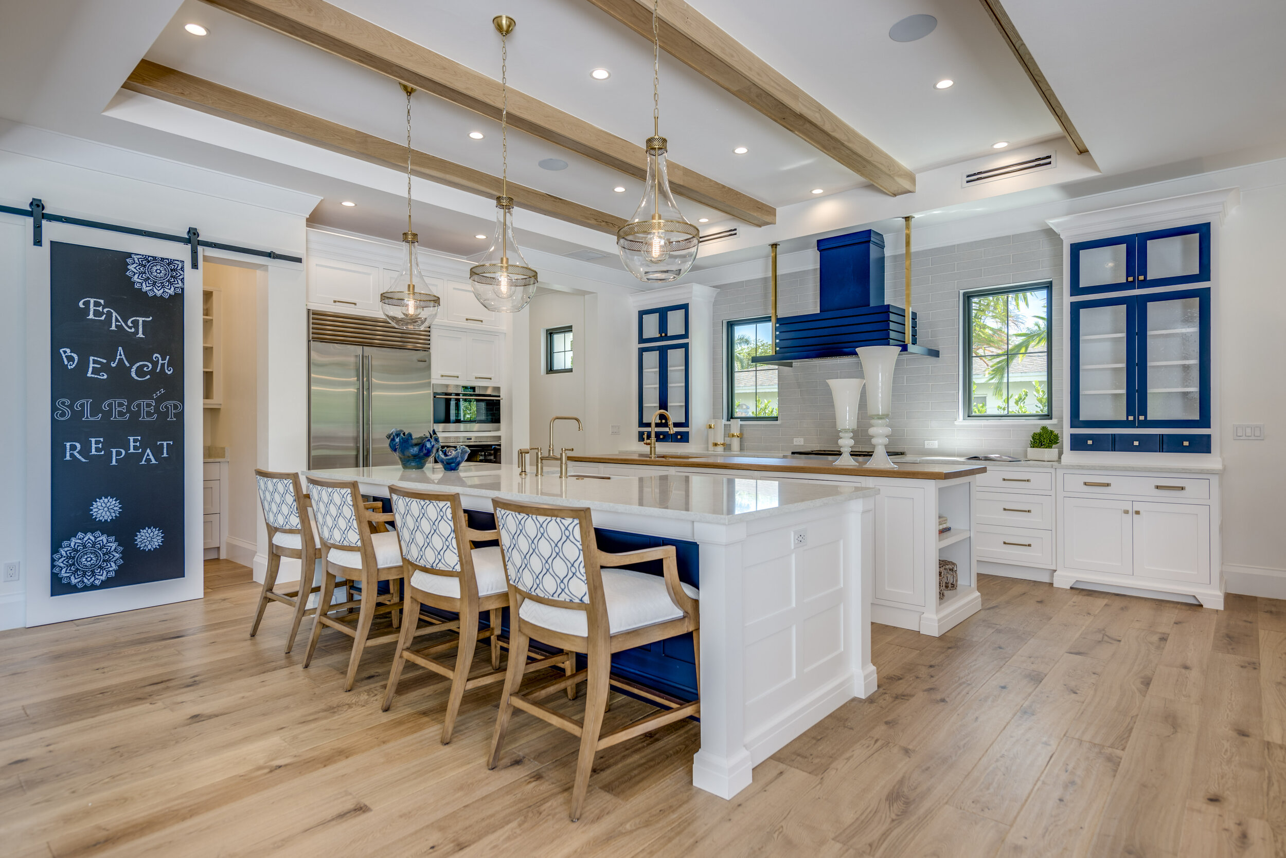 017__Kitchen.jpg