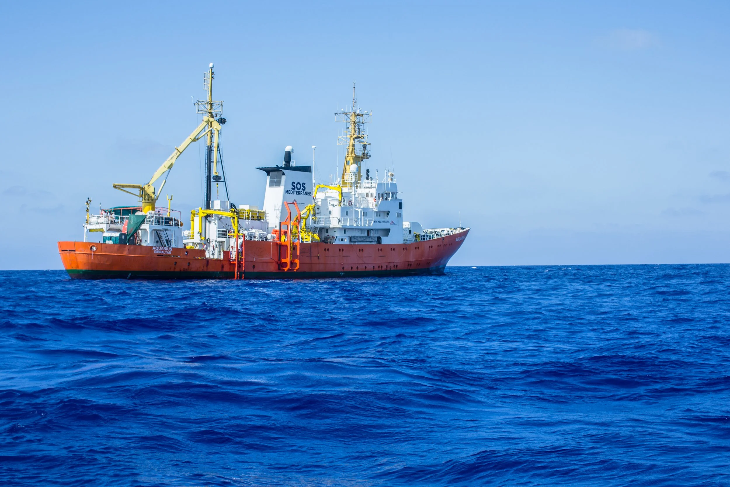 l_50B6827 mod color.jpg