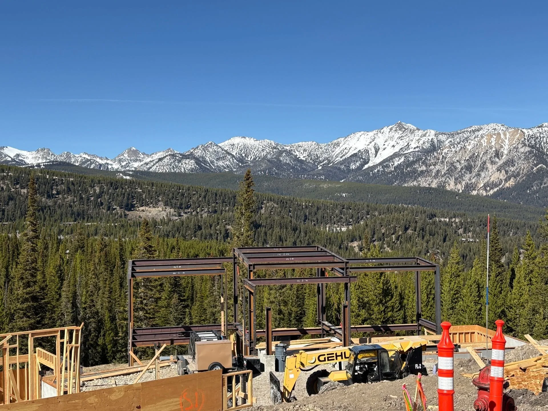 Steel is going up! What a gorgeous bluebird day for a site visit on our Spanish Peaks project in Big Sky, Montana.